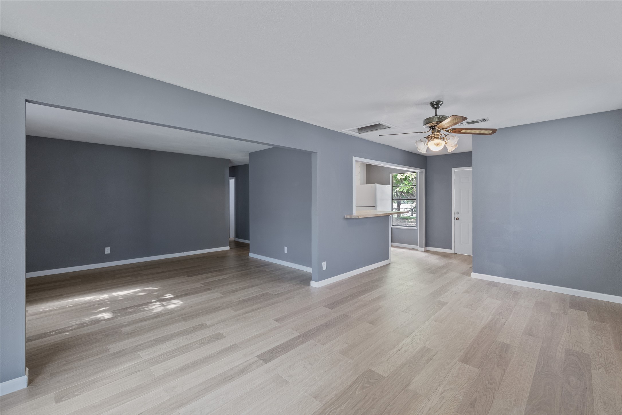 705 N Ray Street Alvarado TX 76009