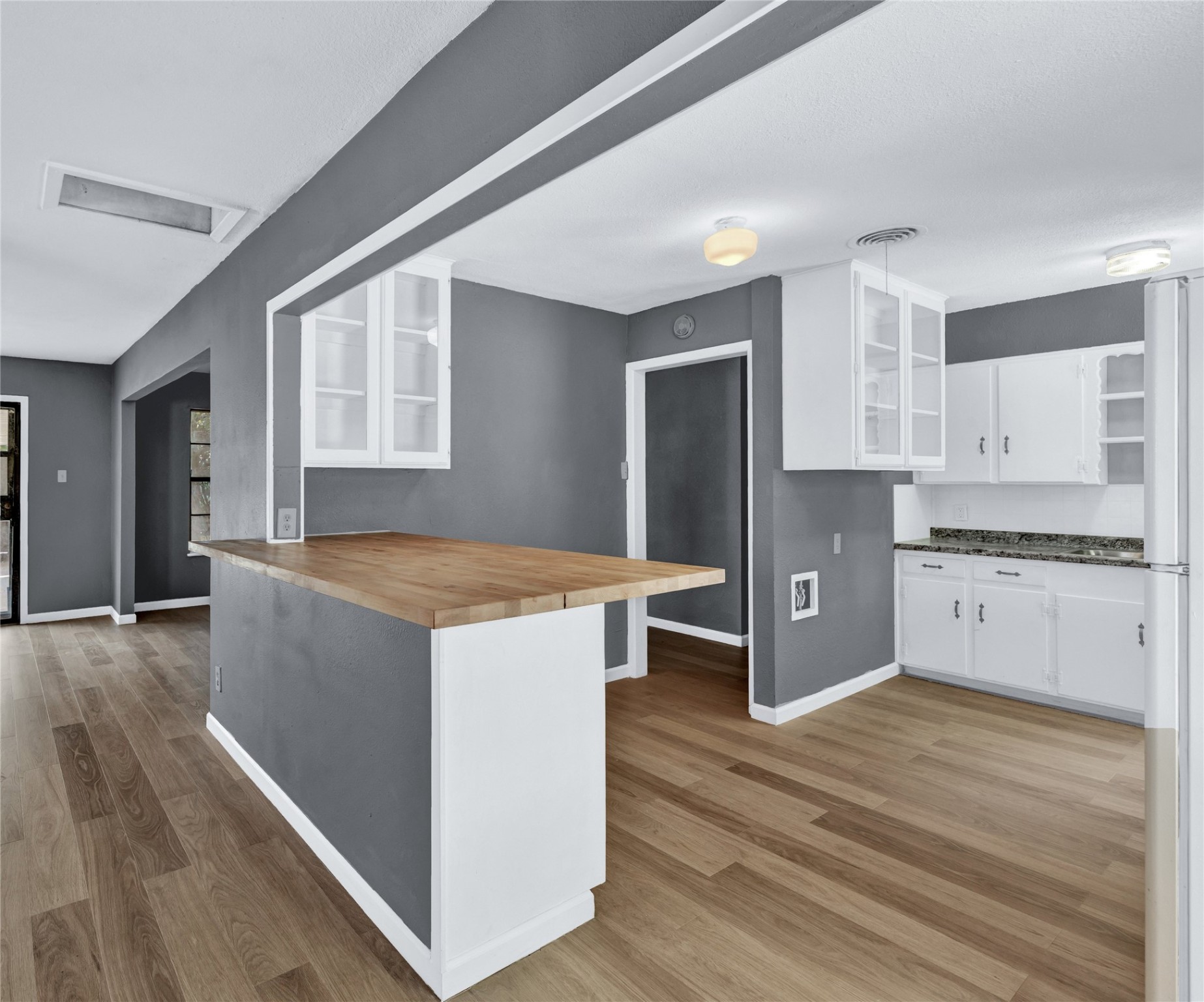 705 N Ray Street Alvarado TX 76009