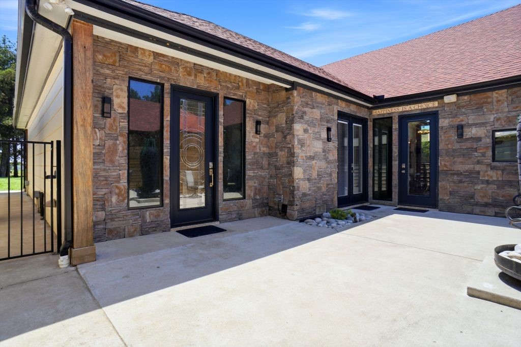180 E Greer Road Sadler TX 76264