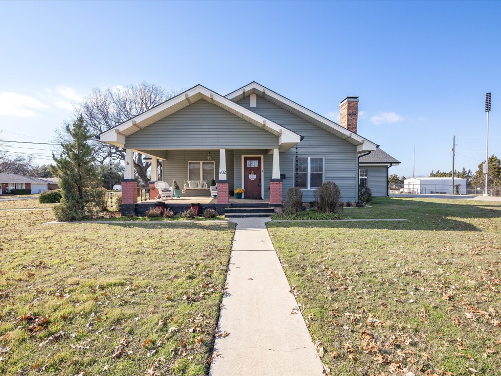 1102 Central Avenue Bowie TX 76230