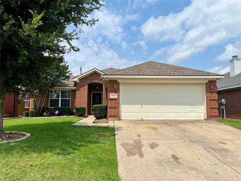 2028 Kingsbrook Trail Fort Worth TX 76120