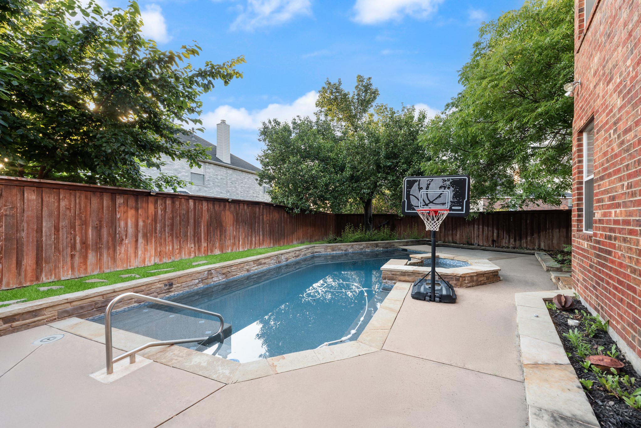 2208 Sheldon Drive Mckinney TX 75072