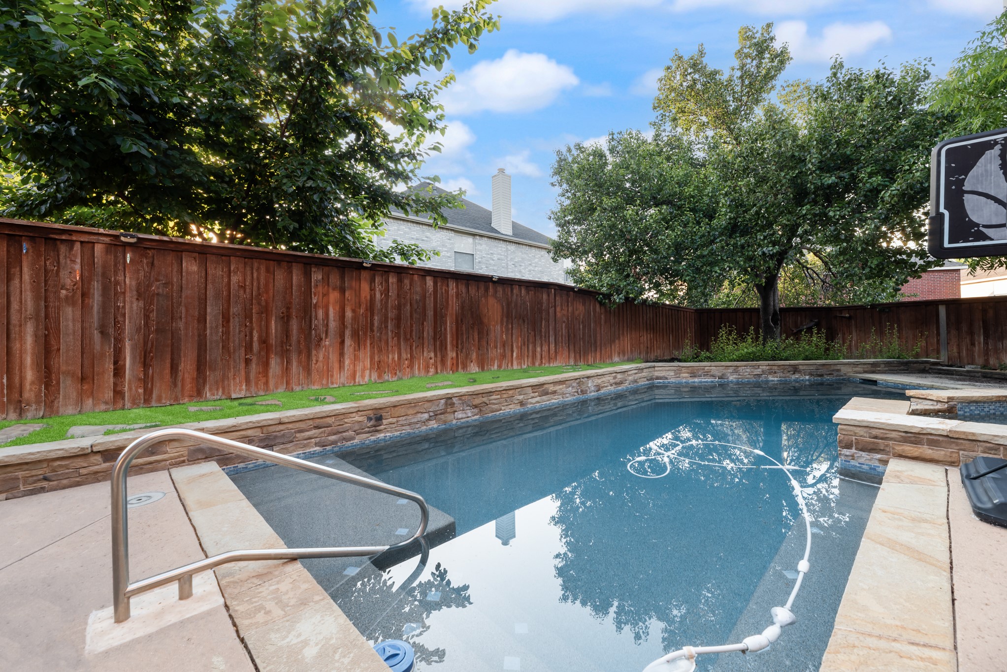 2208 Sheldon Drive Mckinney TX 75072