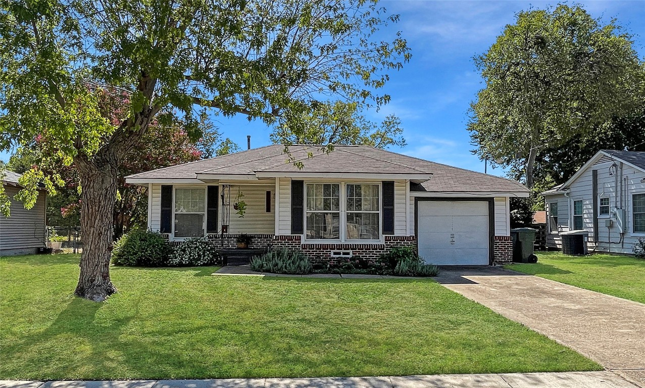 1018 Ryan Avenue Carrollton TX 75006