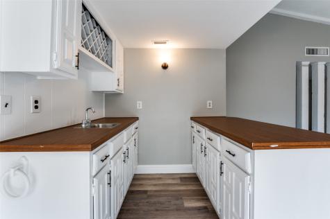 1804 Clear Creek Lane Carrollton TX 75007