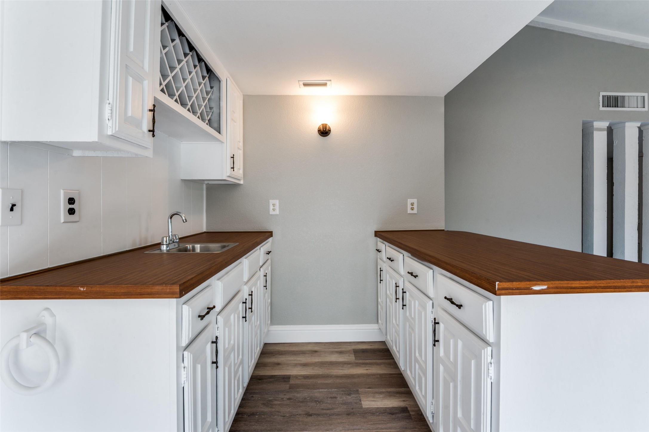 1804 Clear Creek Lane Carrollton TX 75007