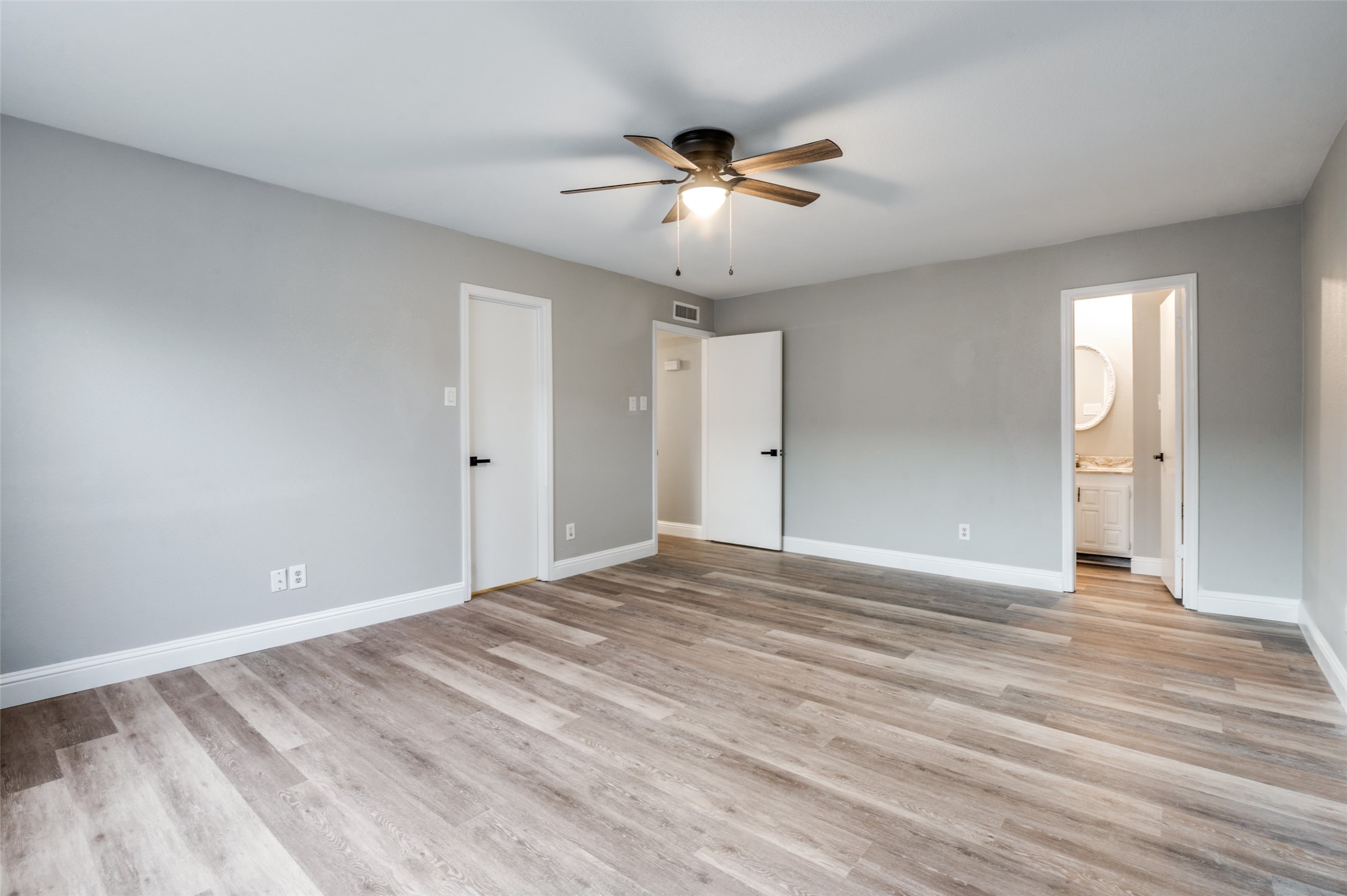 1804 Clear Creek Lane Carrollton TX 75007