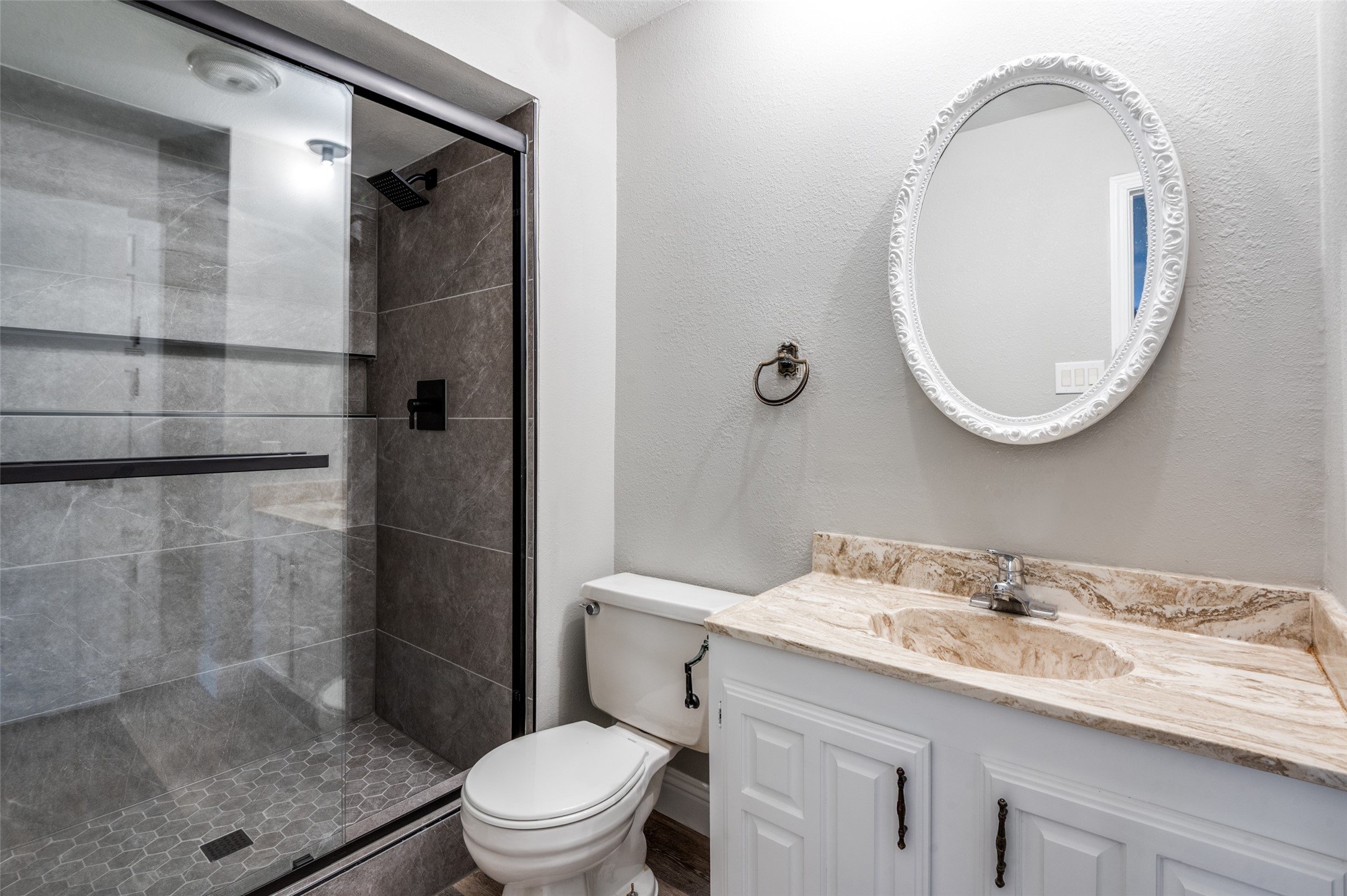 1804 Clear Creek Lane Carrollton TX 75007