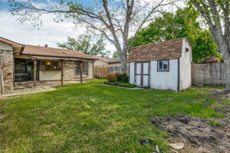 1804 Clear Creek Lane Carrollton TX 75007