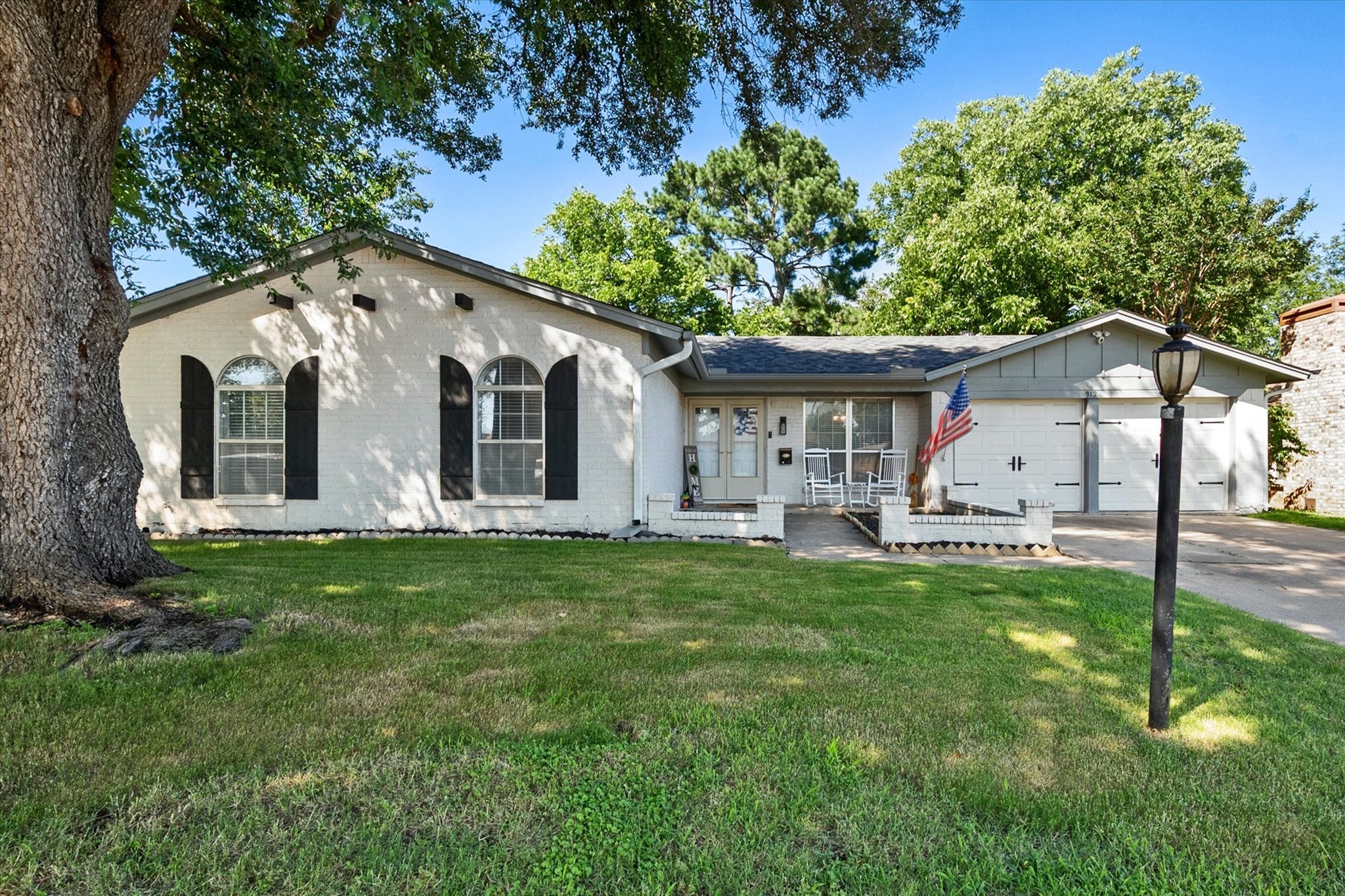 312 Linda Drive Burleson TX 76028