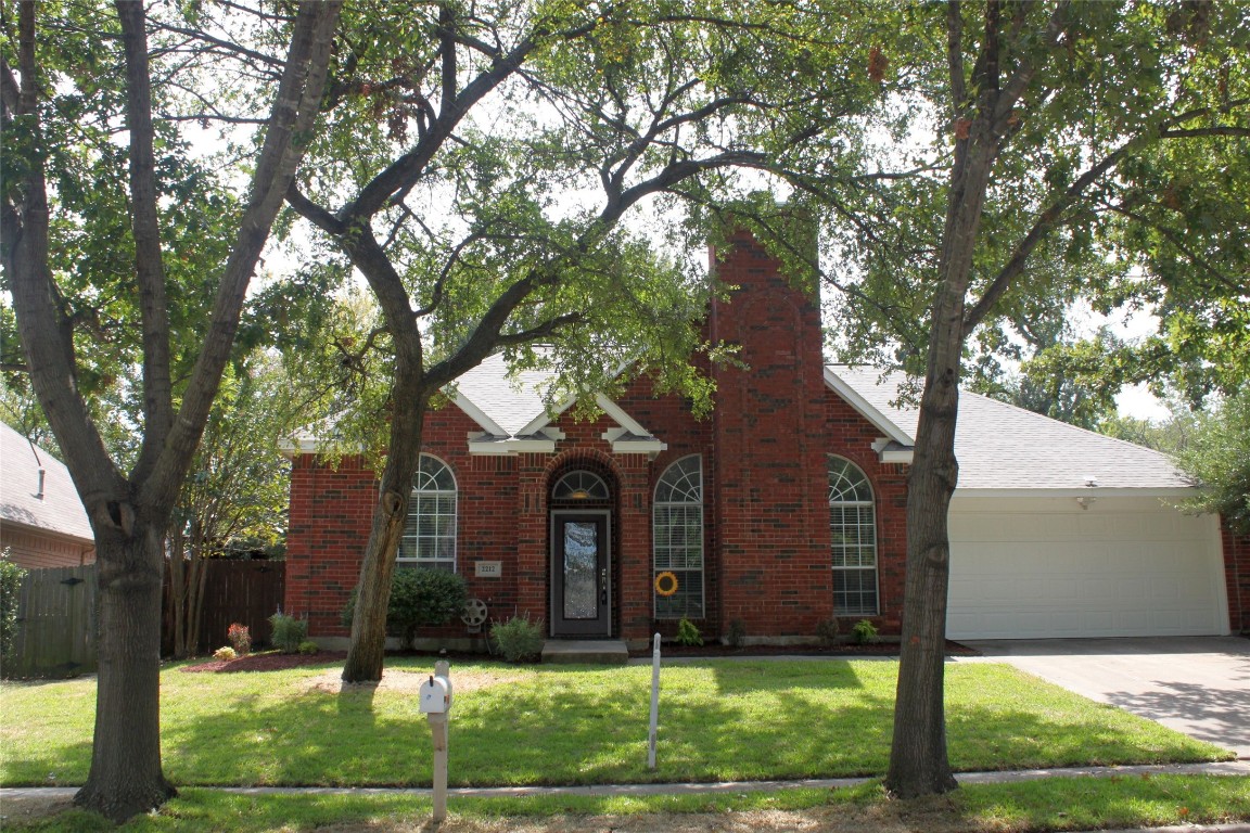 2212 Greendale Court Bedford TX 76022