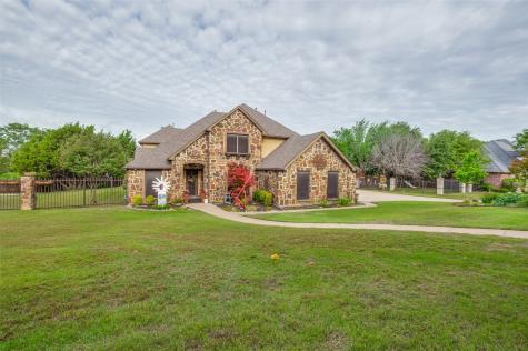911 Bentle Branch Lane Cedar Hill TX 75104