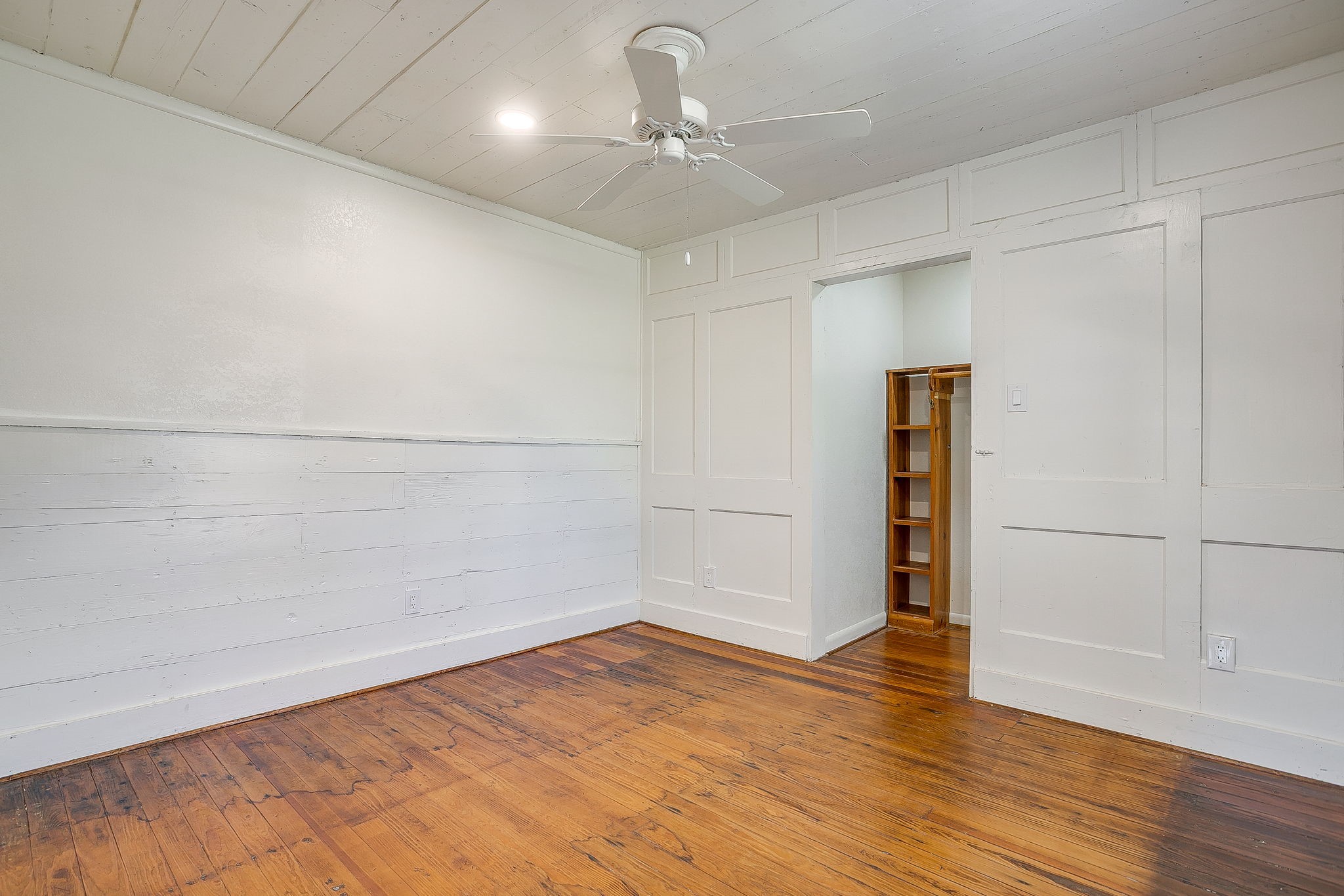 619 W Live Oak Street Jacksboro TX 76458