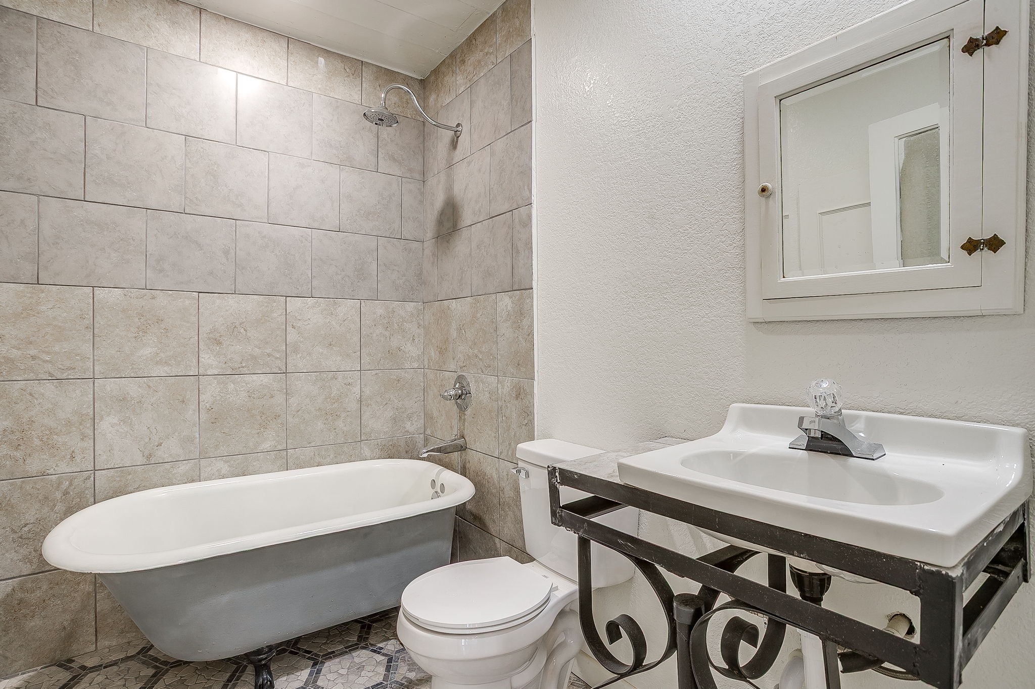 619 W Live Oak Street Jacksboro TX 76458