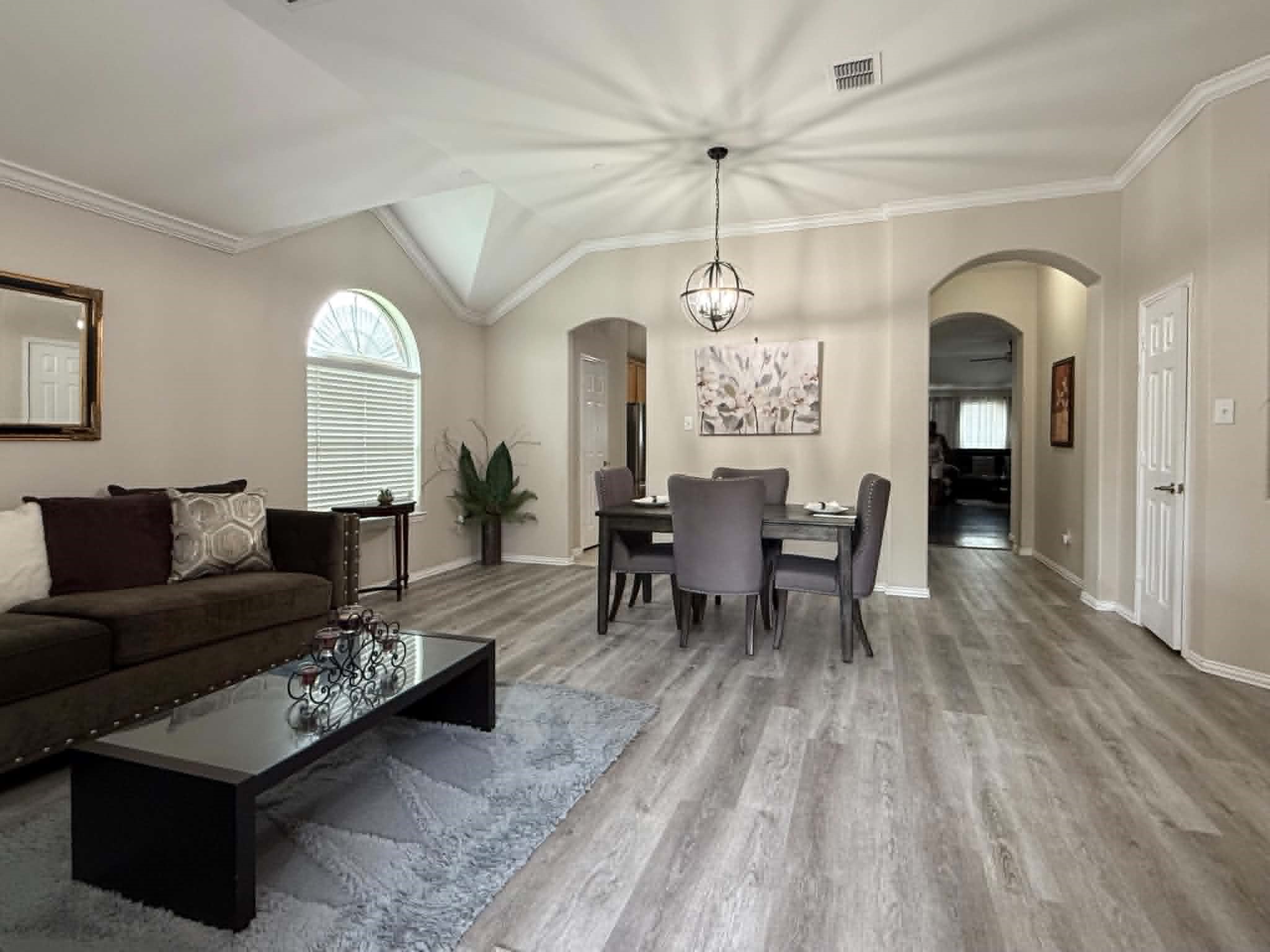 1129 Miramar Avenue Desoto TX 75115