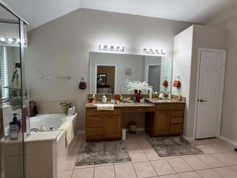 1129 Miramar Avenue Desoto TX 75115