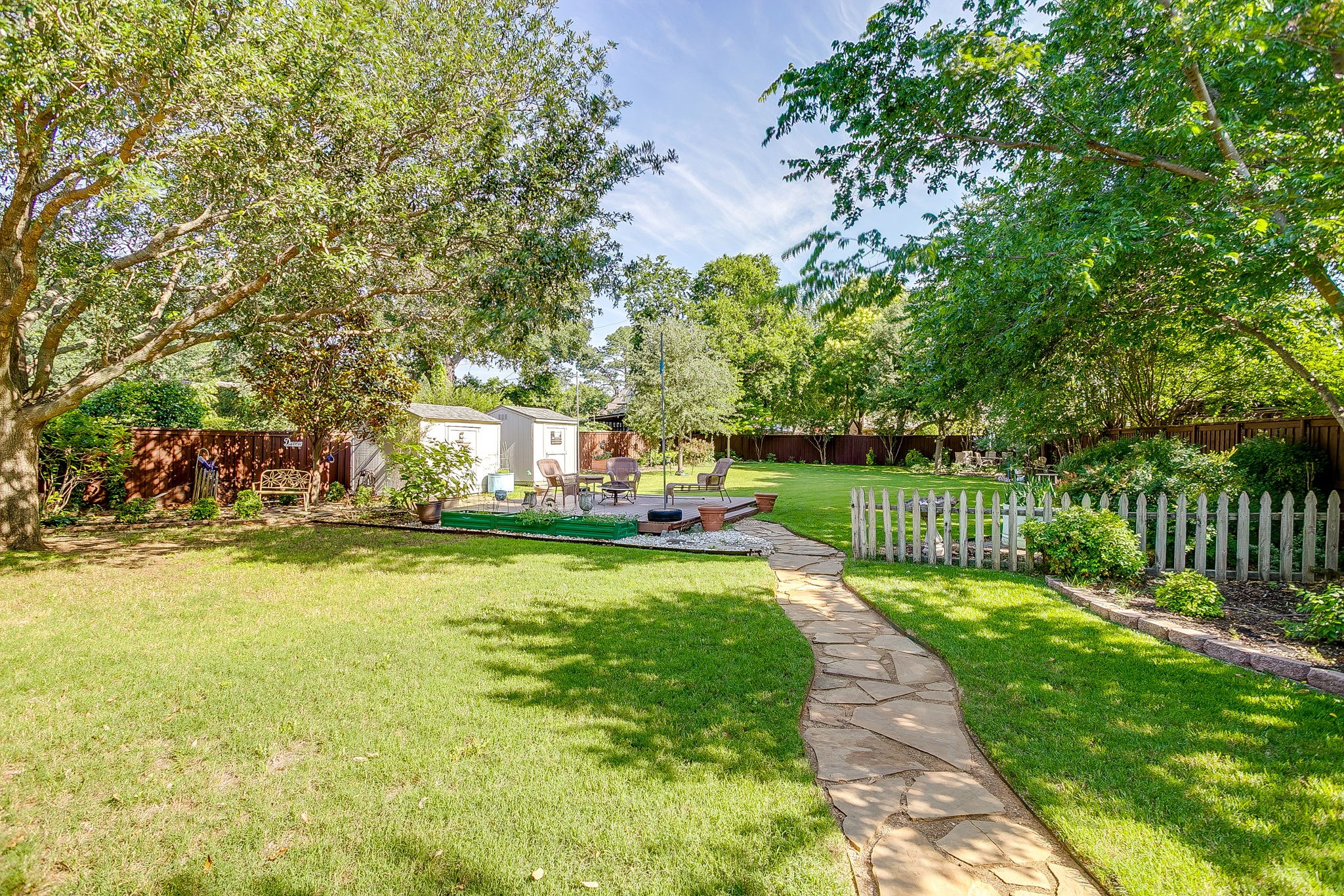 108 Hollywood Boulevard Euless TX 76040