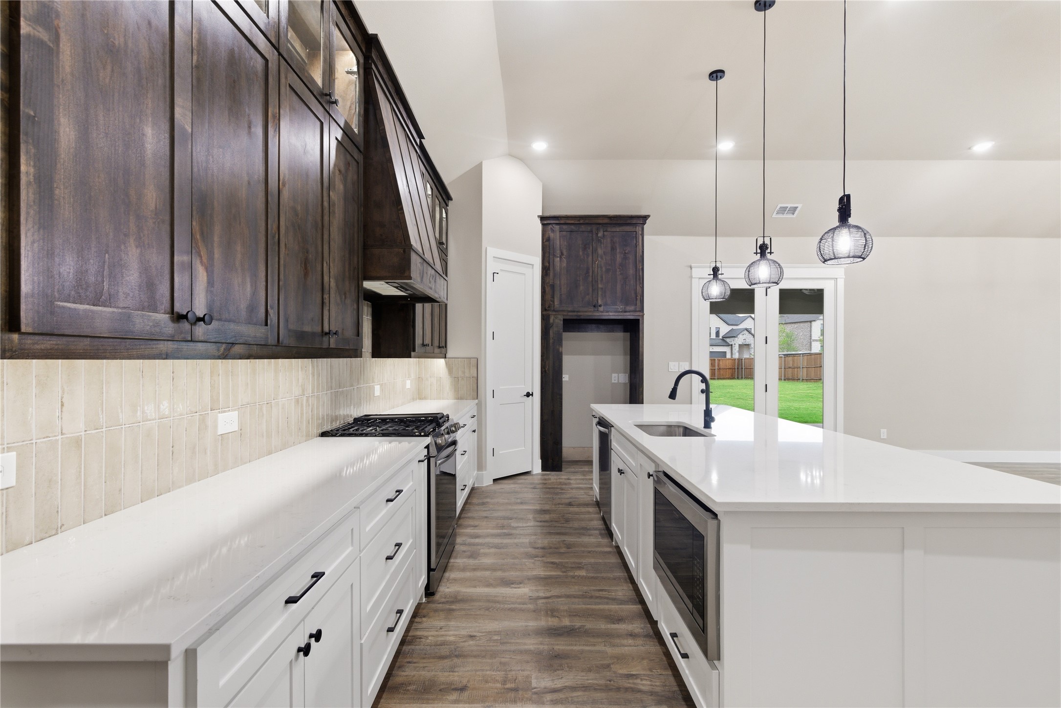 702 Anne Road Van Alstyne TX 75495