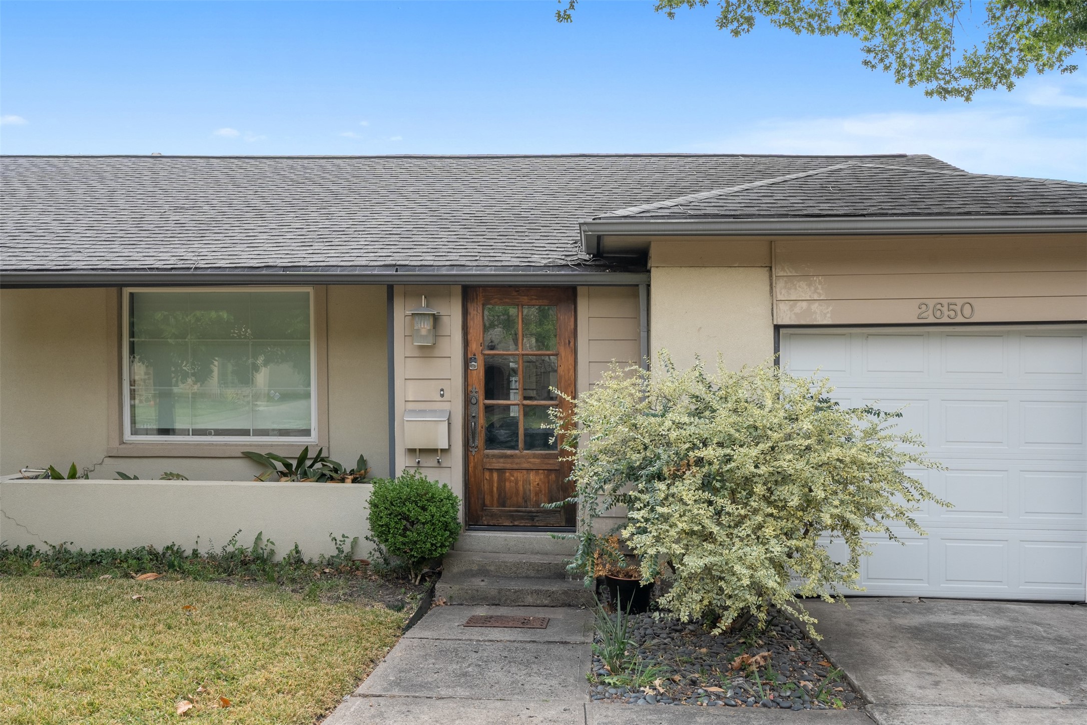 2650 Mount View Drive Farmers Branch TX 75234
