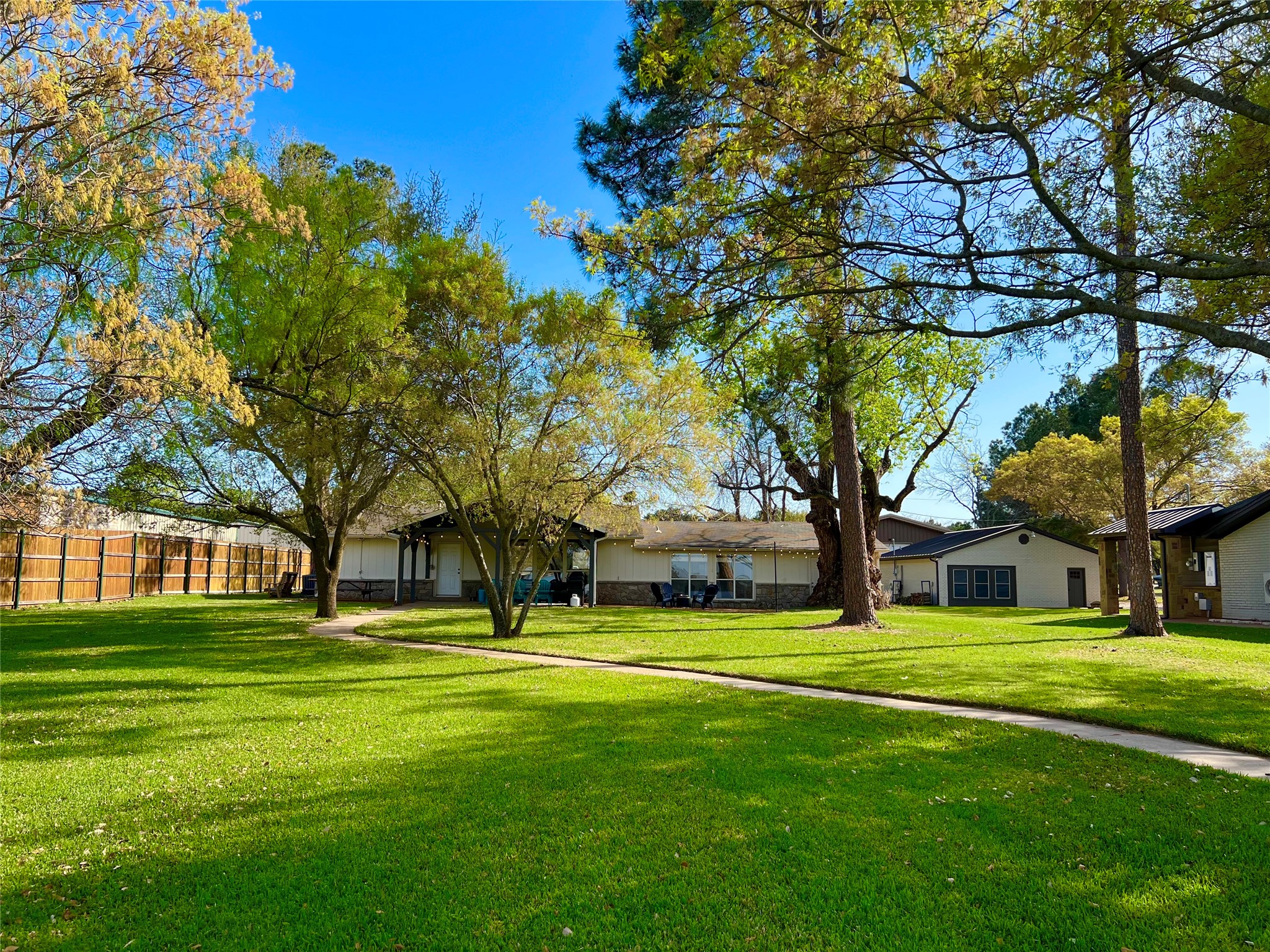 1957 Deer Trail Road Possum Kingdom Lake TX 76449