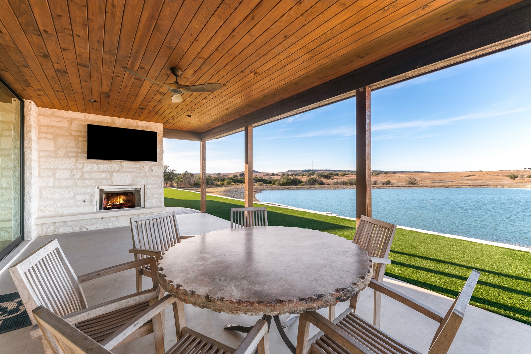 1402 Pr 21 Glen Rose TX 76690