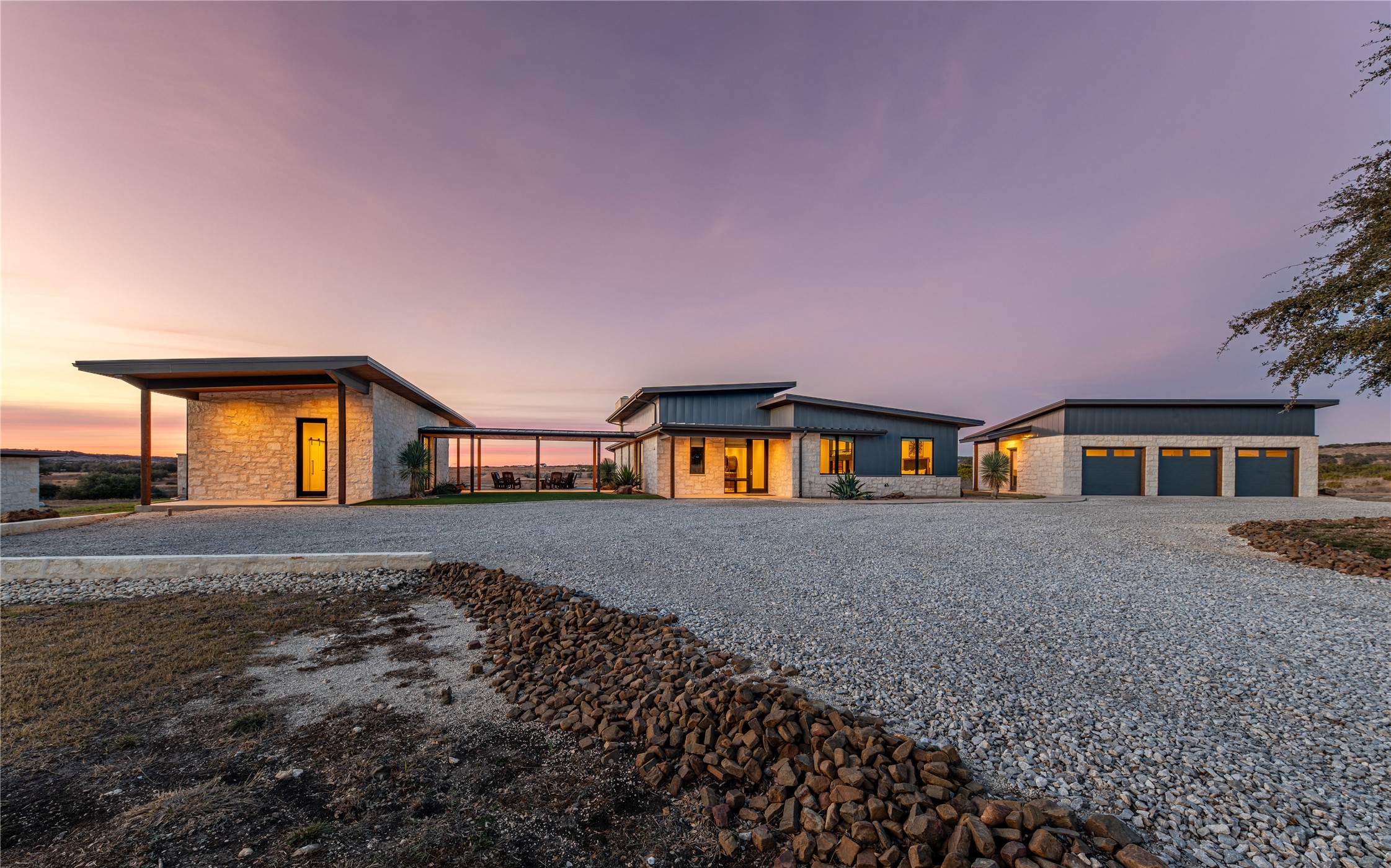 1402 Pr 21 Glen Rose TX 76690