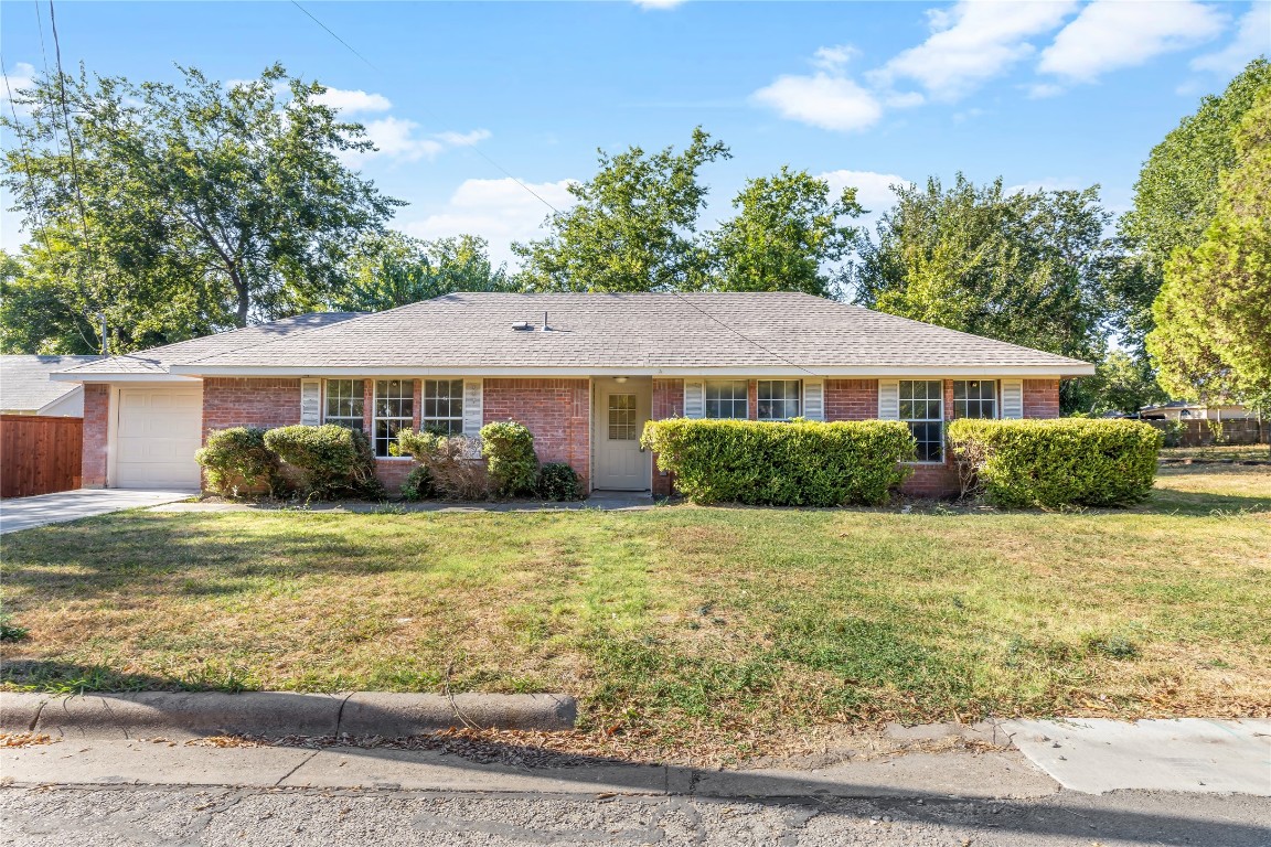 1103 W Leland Avenue Mckinney TX 75069