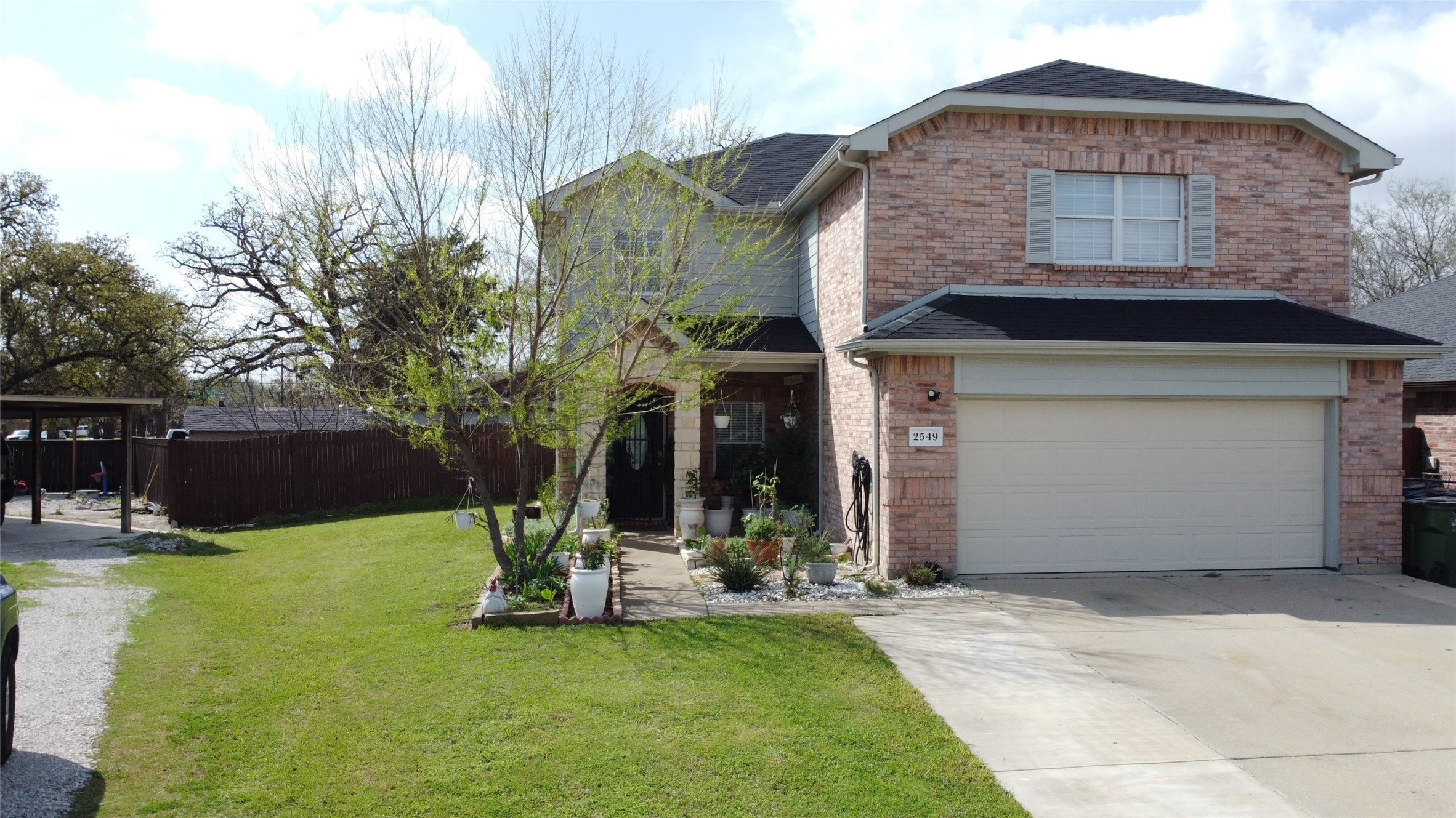 2549 Spring Creek Drive Balch Springs TX 75180