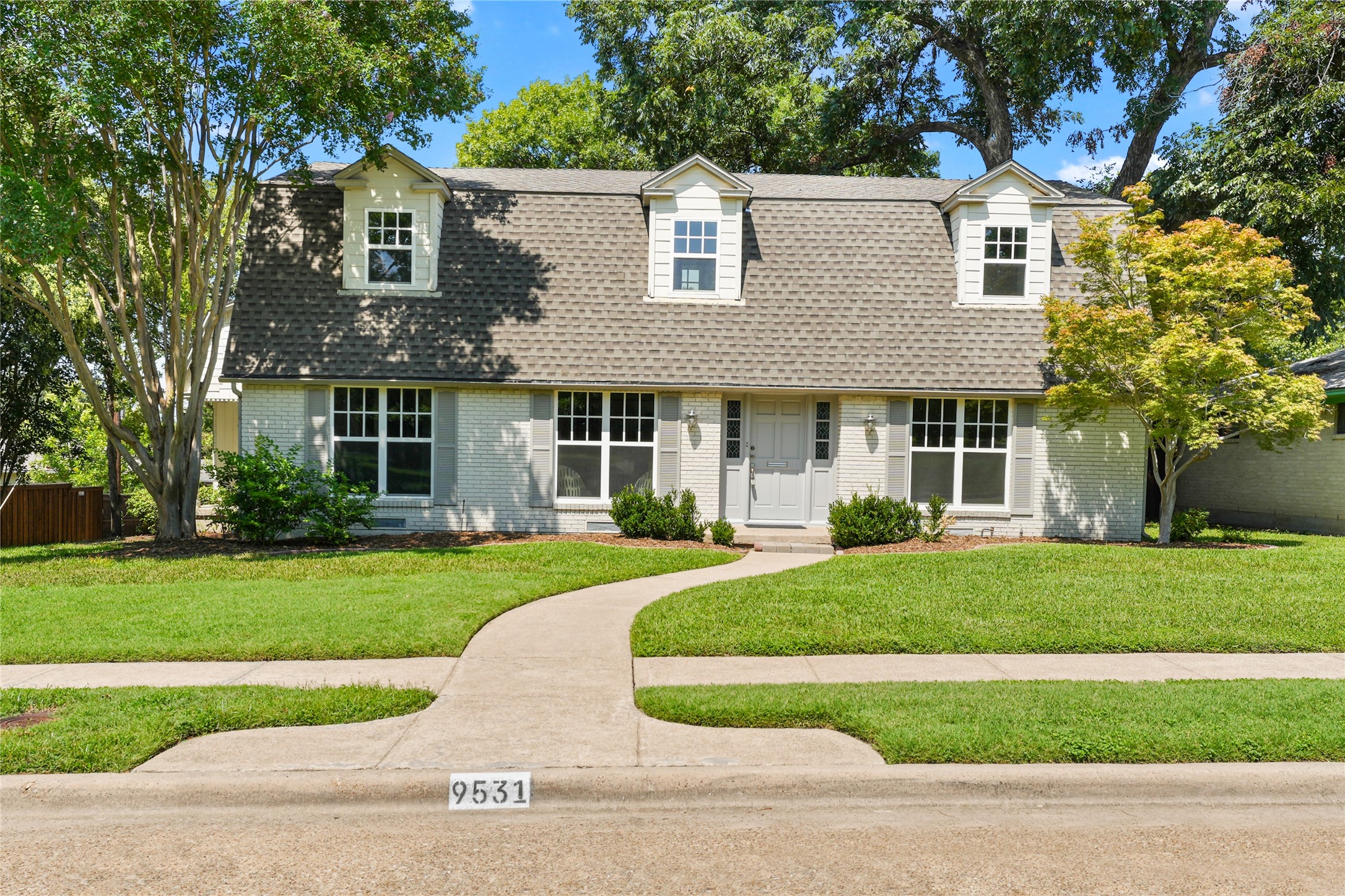 9531 Vinewood Drive Dallas TX 75228