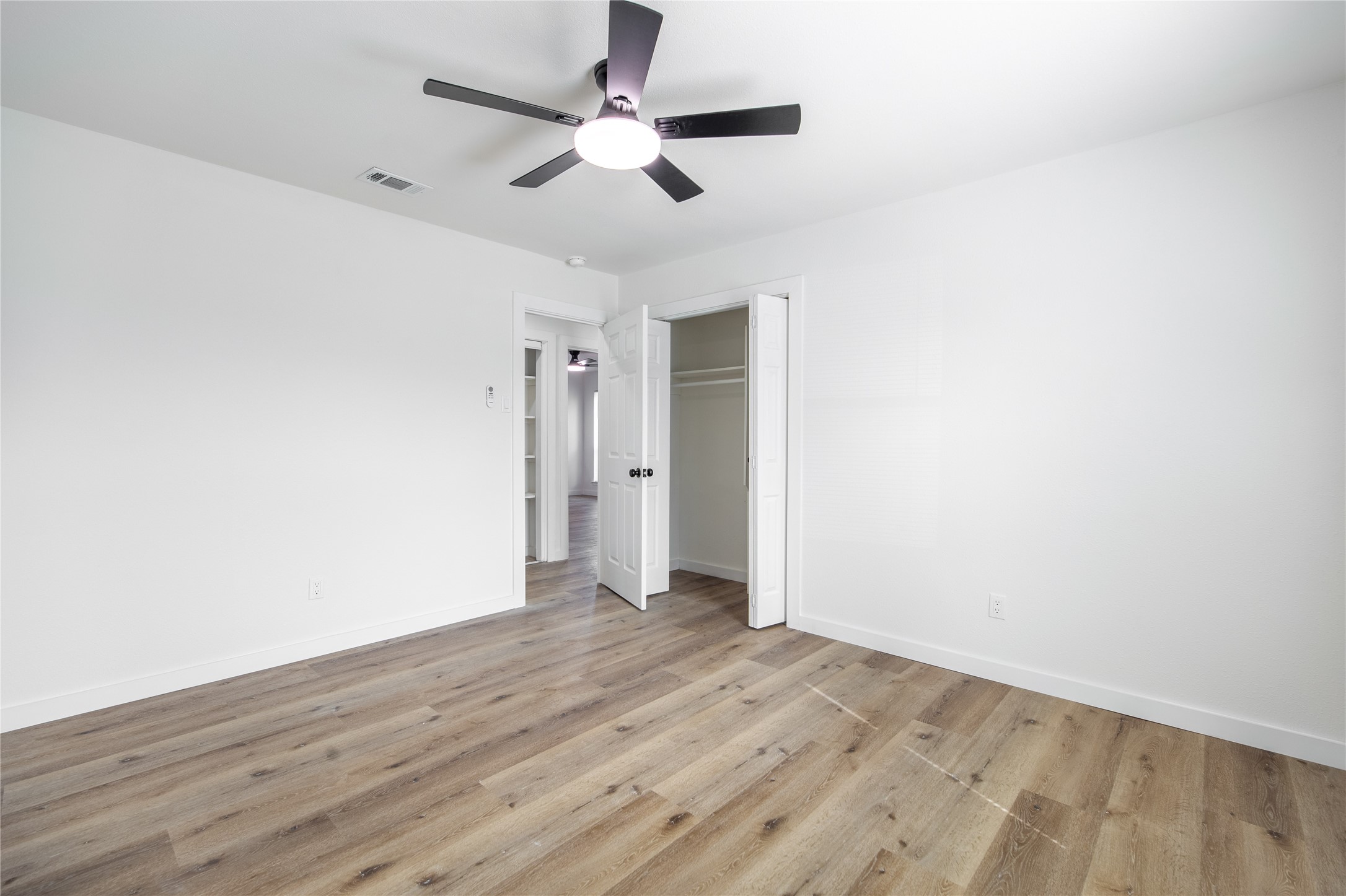 2105 Matterhorn Drive Garland TX 75044