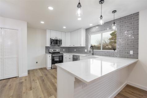 2105 Matterhorn Drive Garland TX 75044