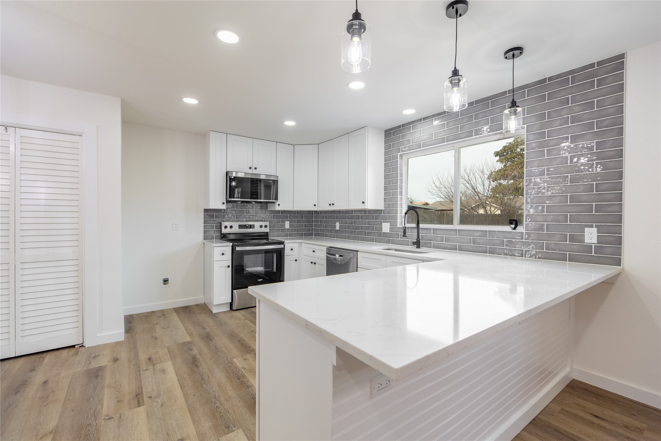 2105 Matterhorn Drive Garland TX 75044