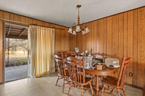 6406 N Tx Highway 37 Talco TX 75487