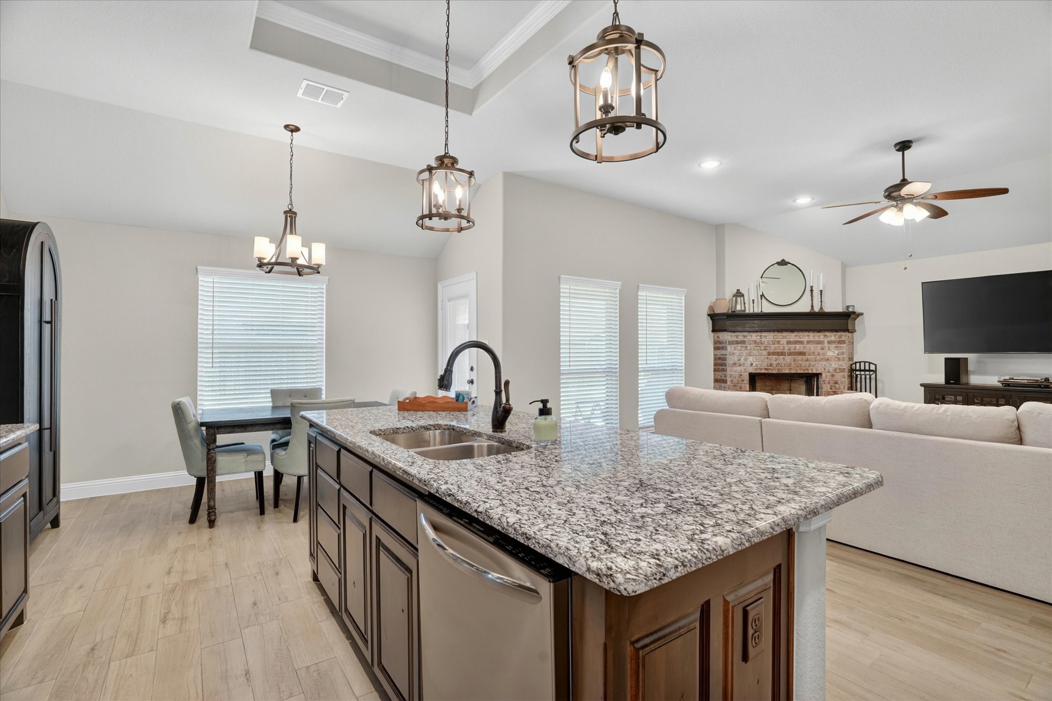 1641 Town Creek Circle Weatherford TX 76086