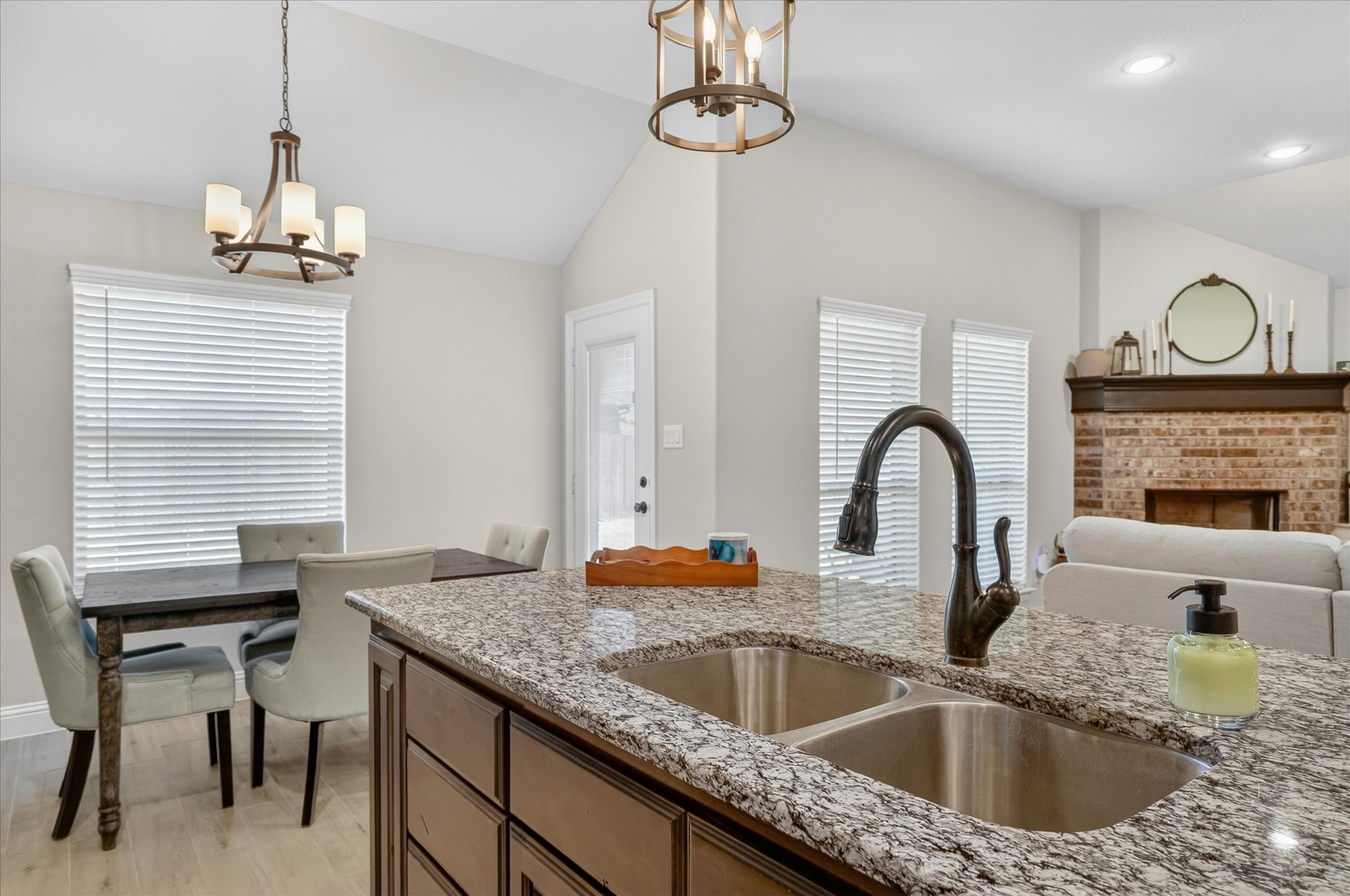 1641 Town Creek Circle Weatherford TX 76086
