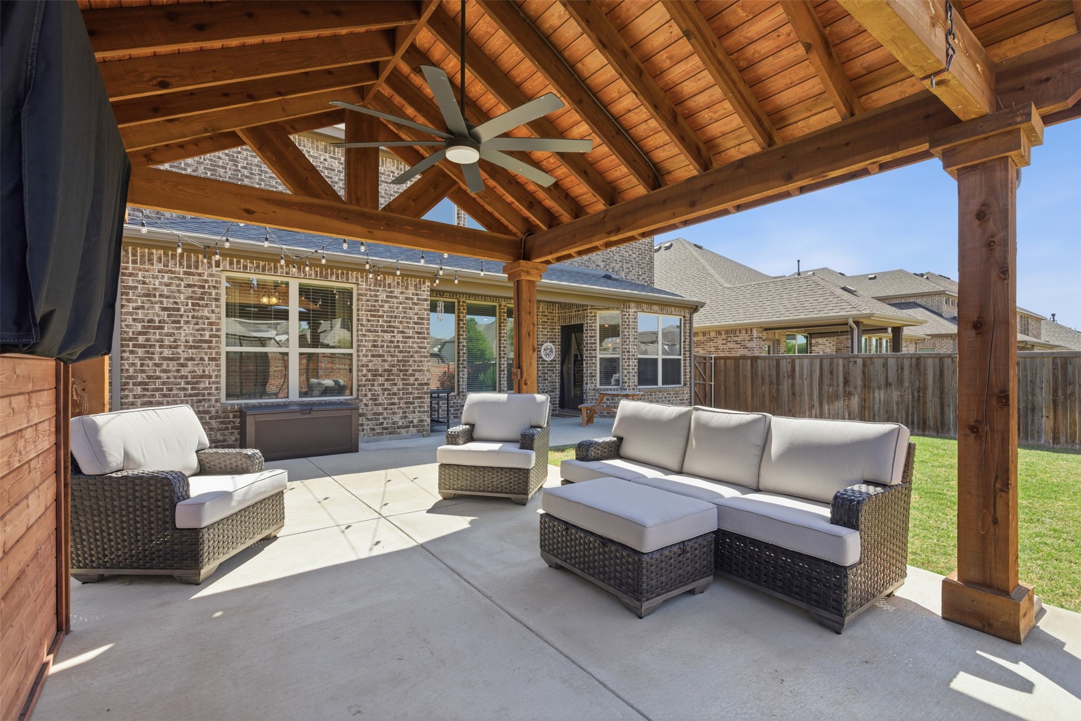 2811 Hackberry Creek Trail Celina TX 75078