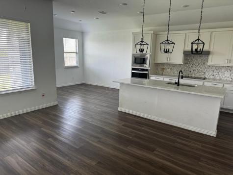 1613 Pine Valley Drive Fort Worth TX 76052