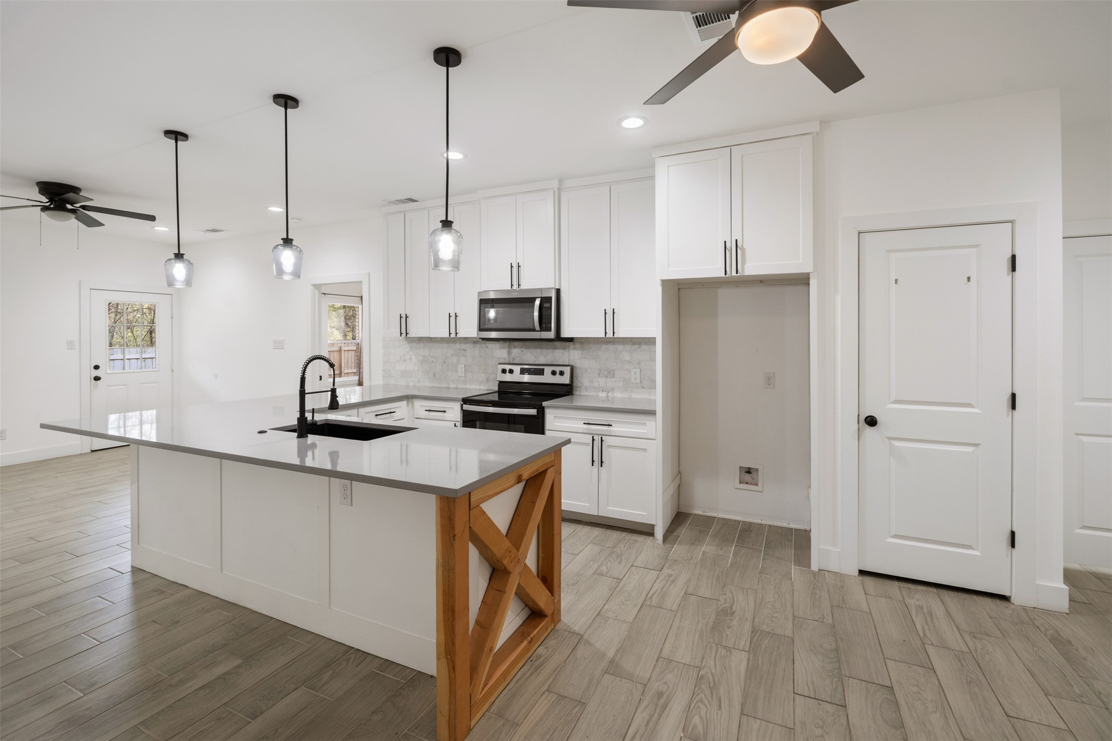 145 Barcelona Street Payne Springs TX 75156