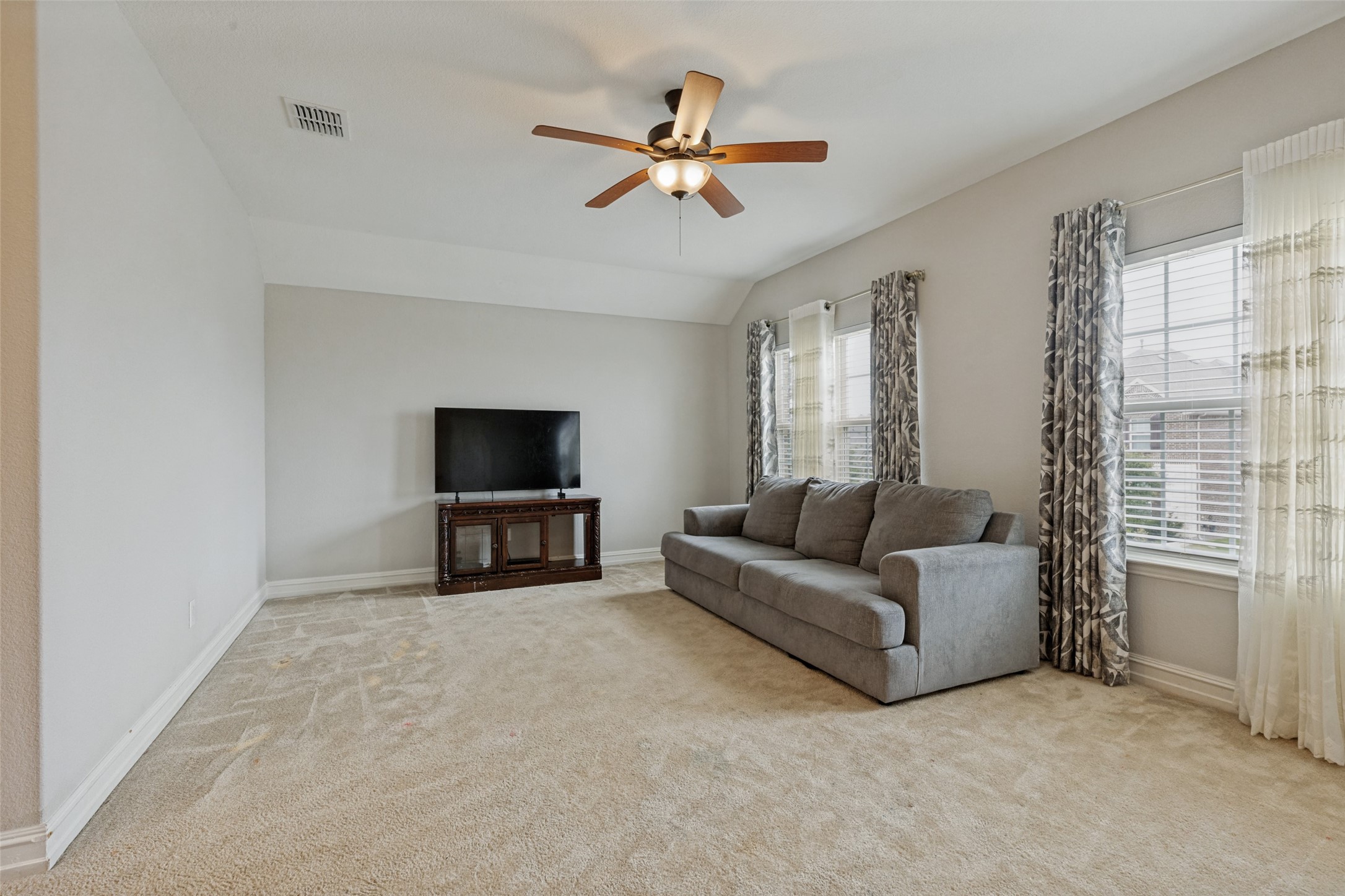 1005 Pinnacle Breeze Drive Fort Worth TX 76052