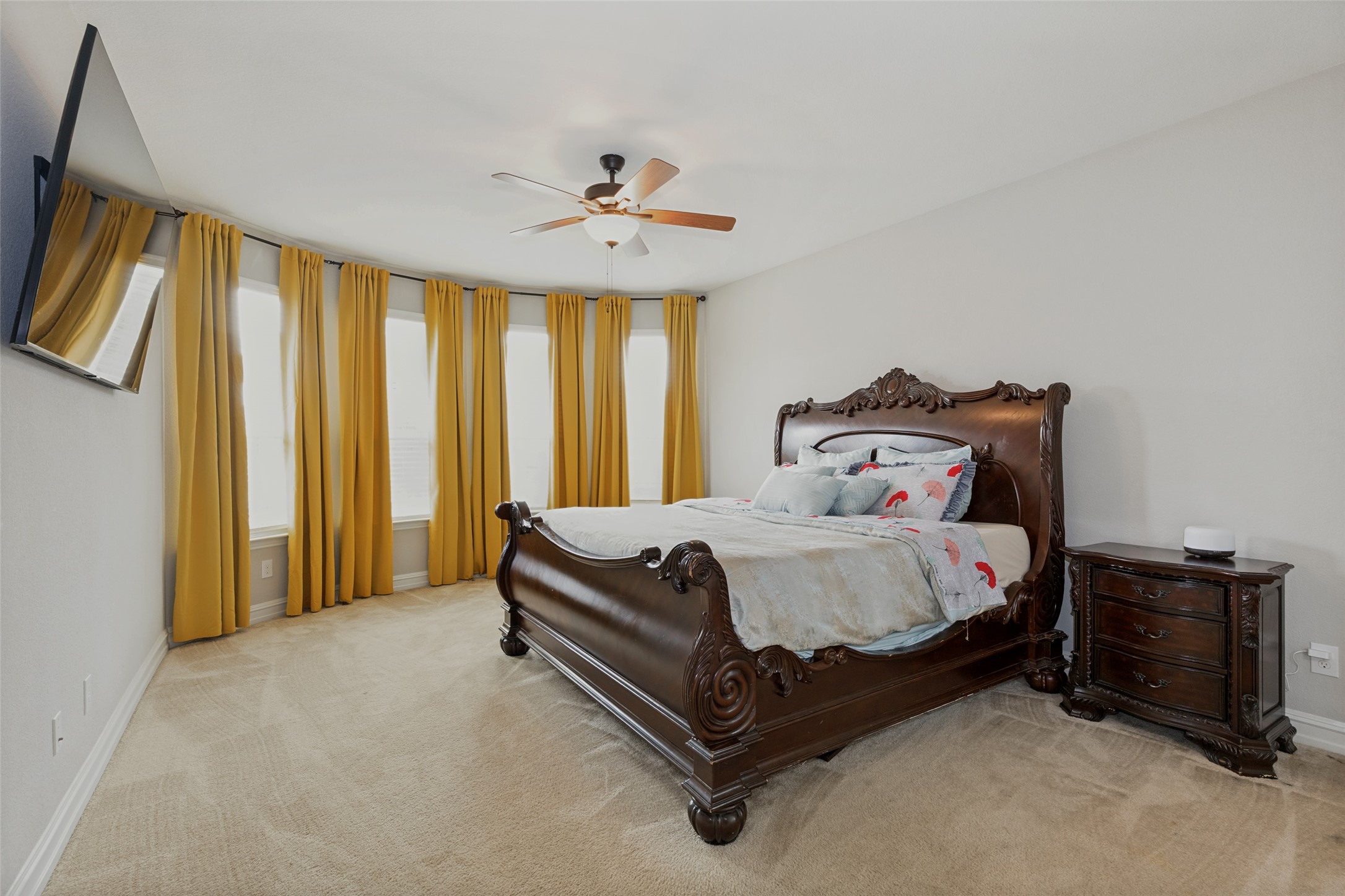 1005 Pinnacle Breeze Drive Fort Worth TX 76052