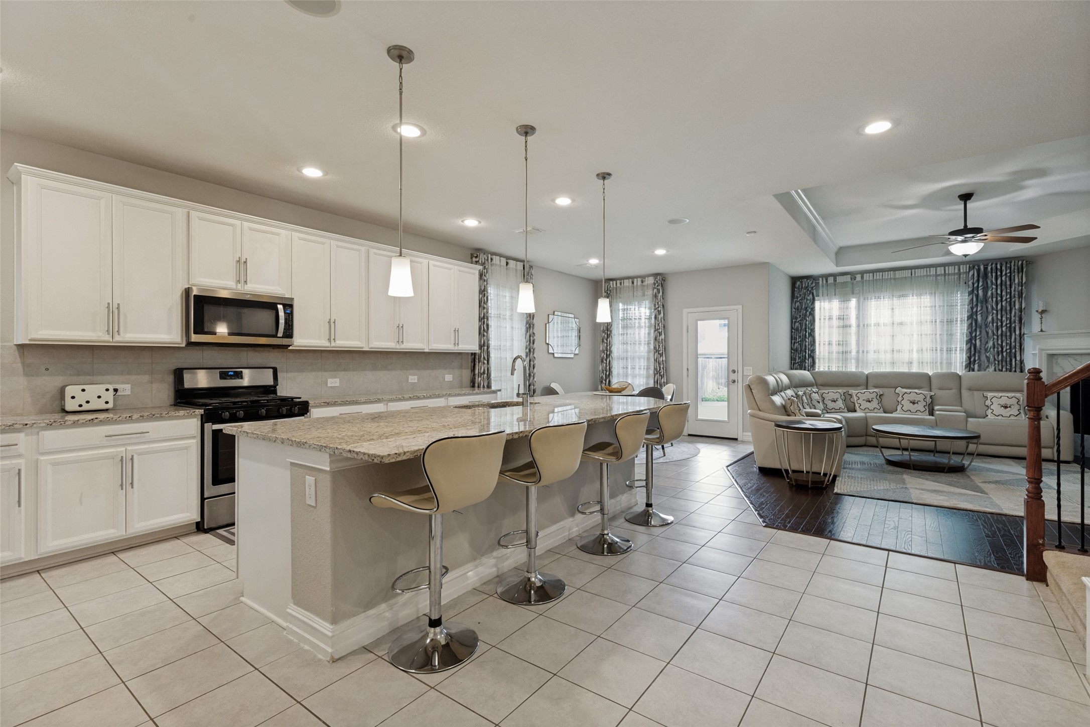 1005 Pinnacle Breeze Drive Fort Worth TX 76052