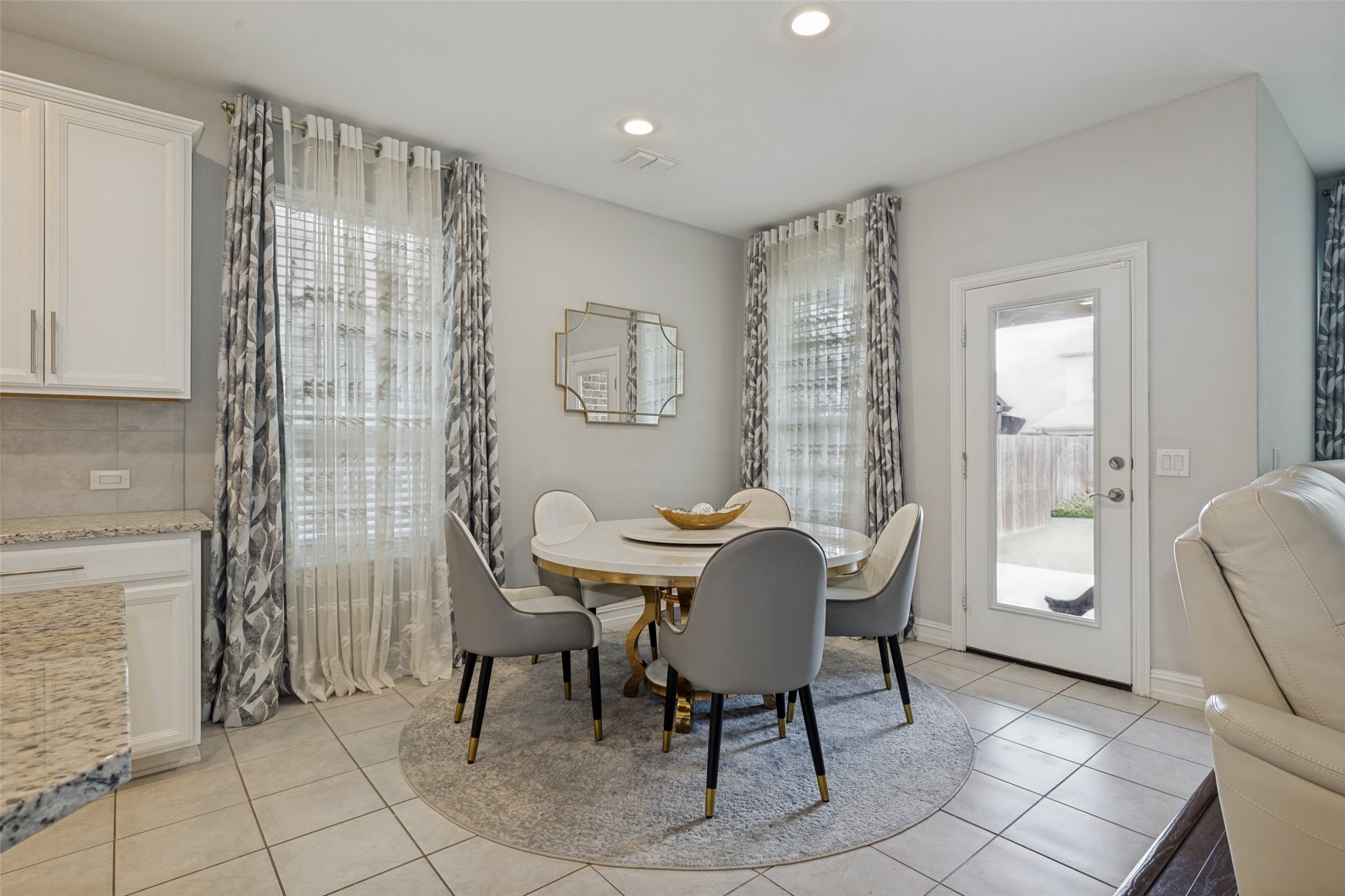 1005 Pinnacle Breeze Drive Fort Worth TX 76052