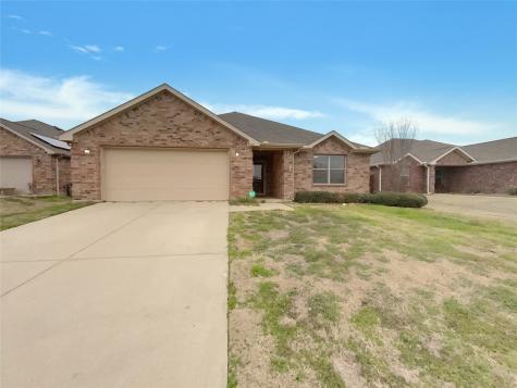 212 Holly Court Aubrey TX 76227