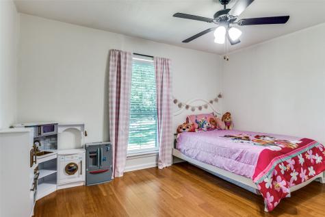 1803 Travis Street Garland TX 75042