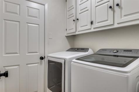 1803 Travis Street Garland TX 75042