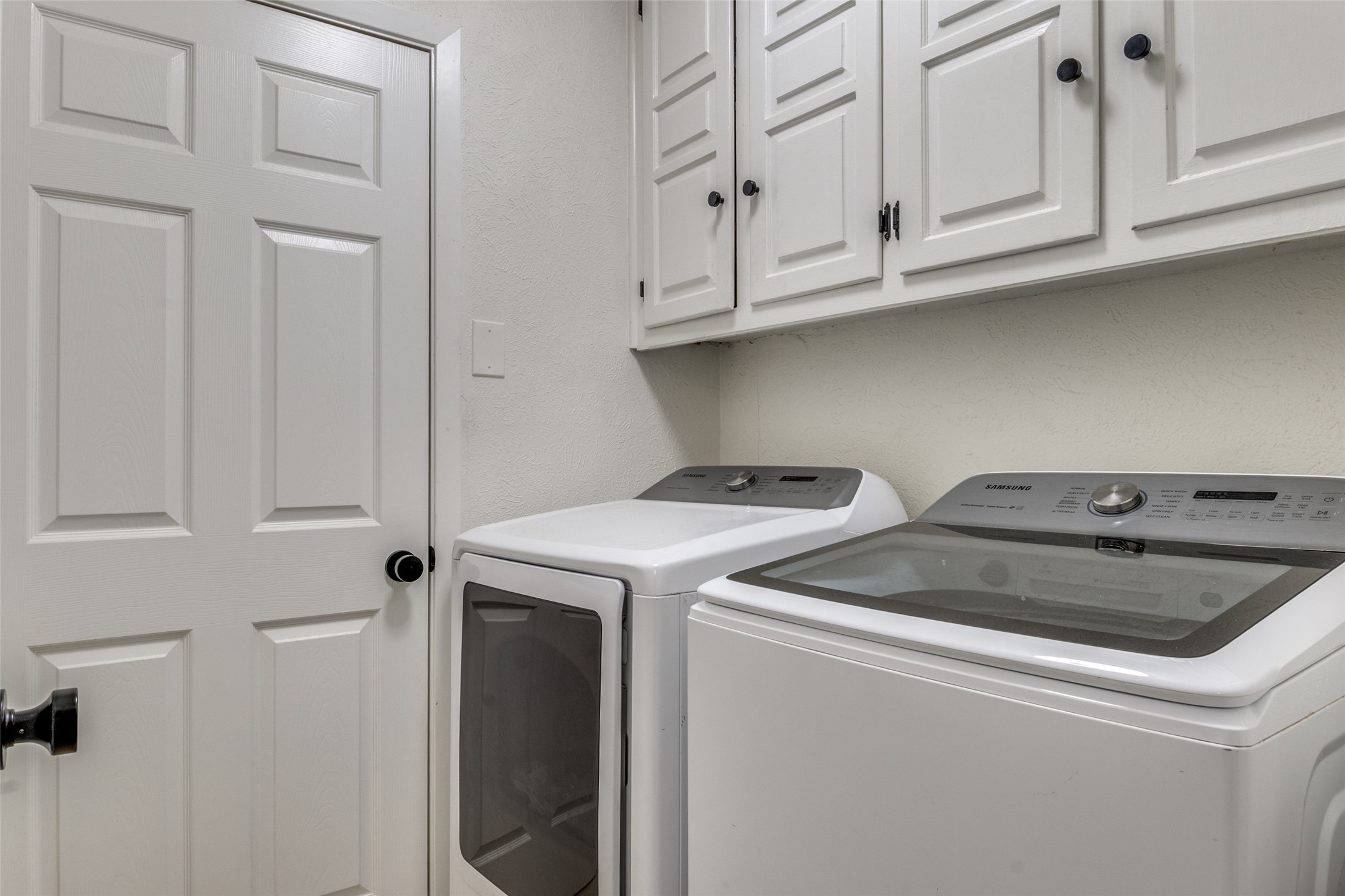 1803 Travis Street Garland TX 75042