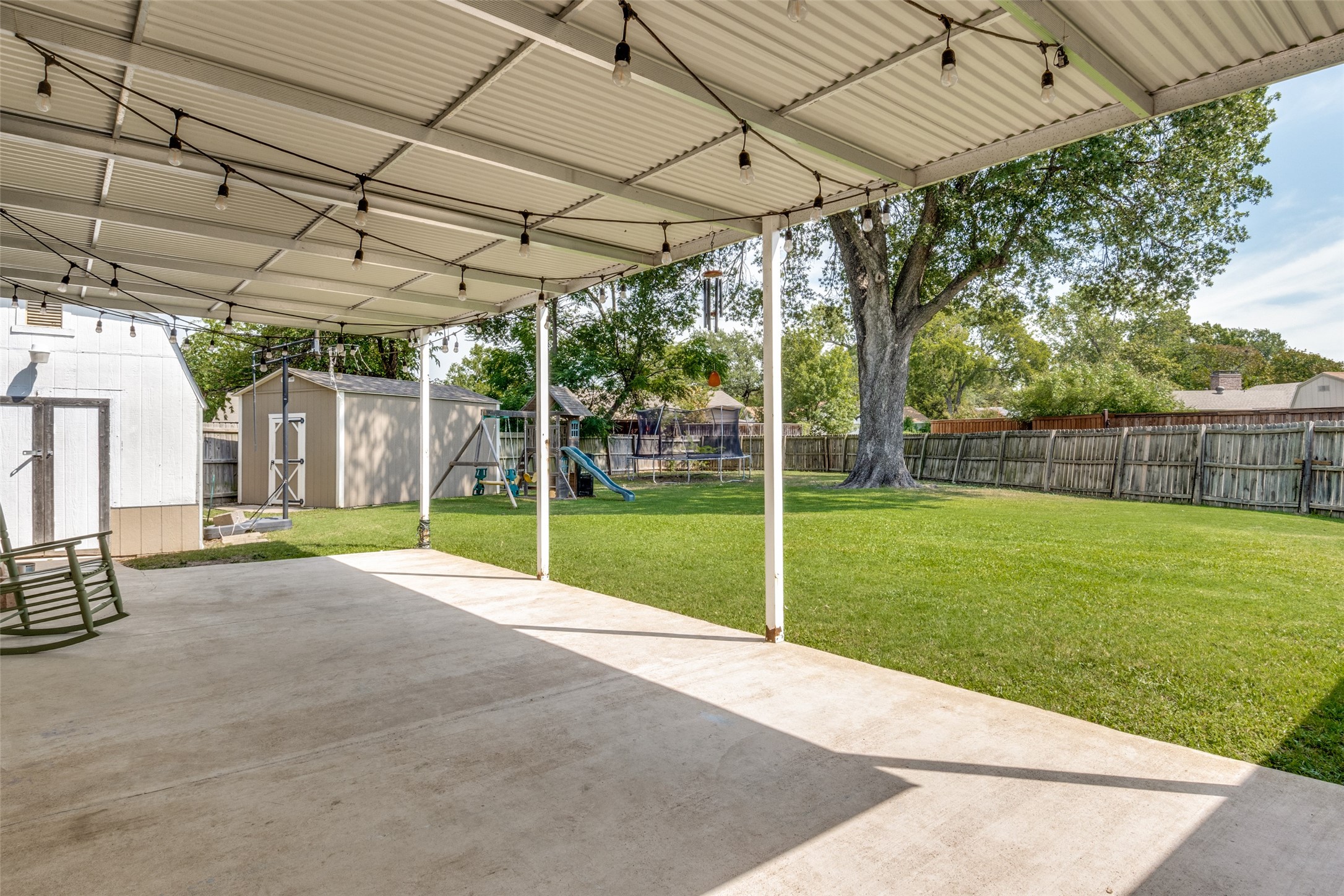 1803 Travis Street Garland TX 75042