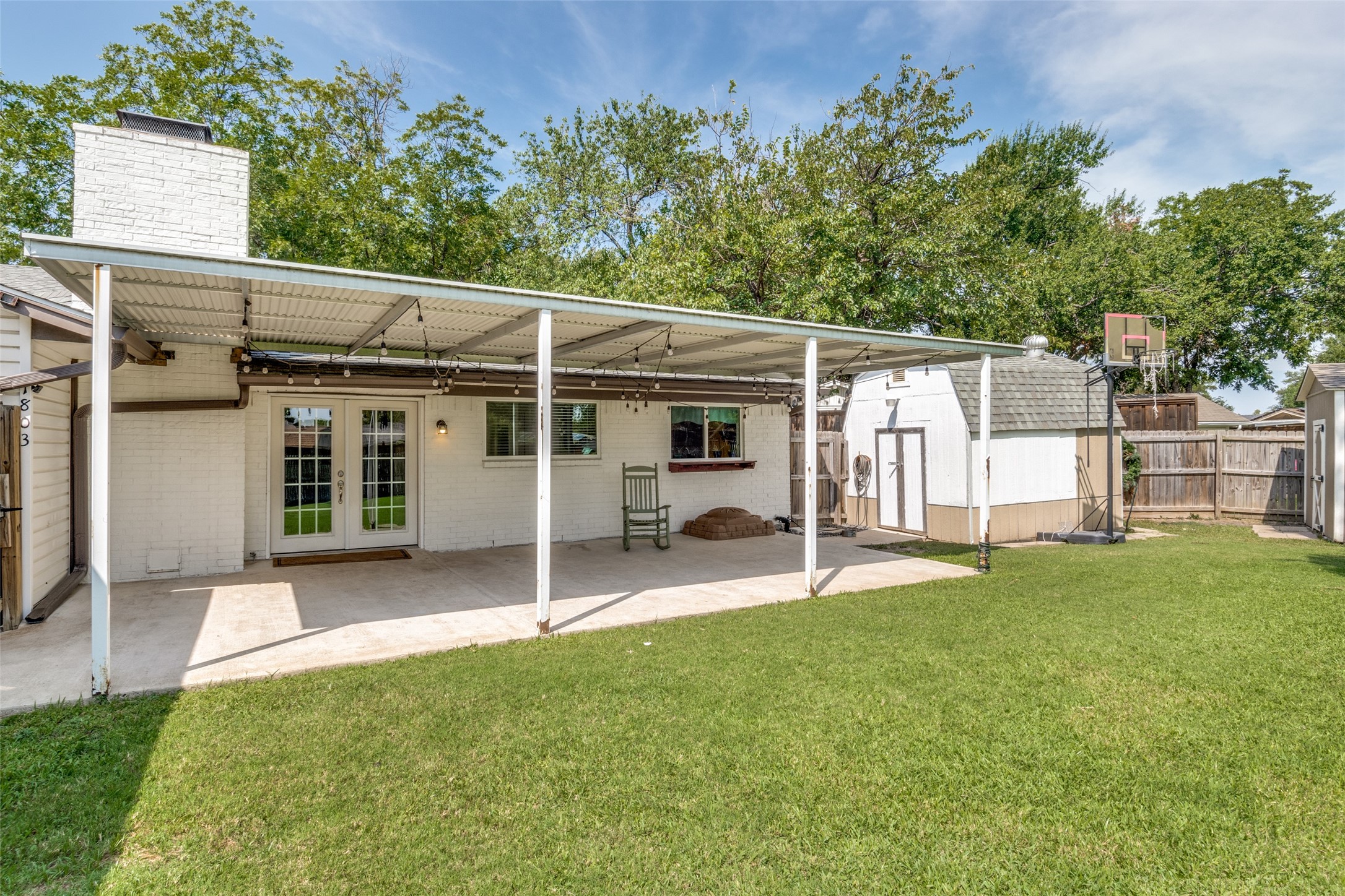 1803 Travis Street Garland TX 75042