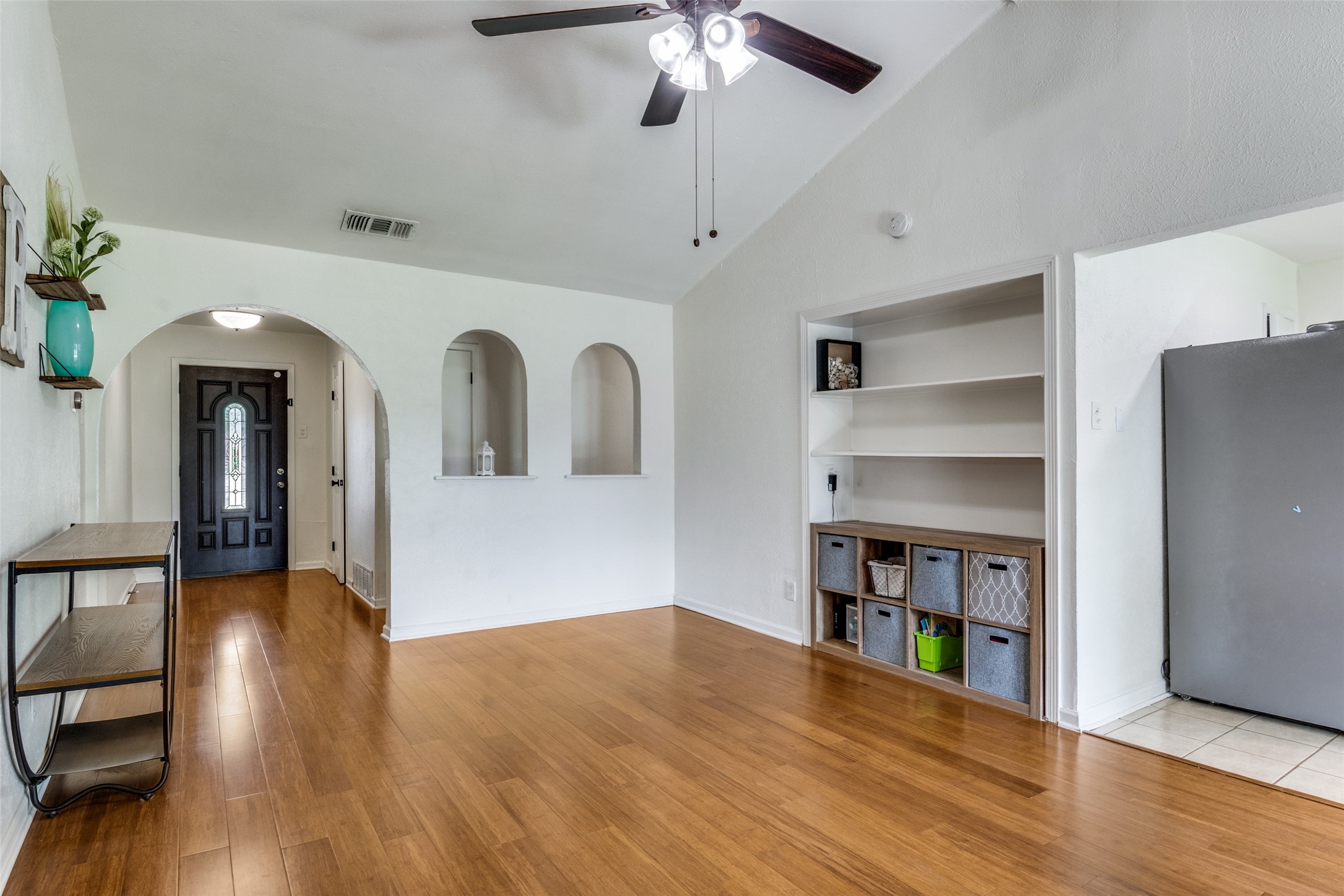 1803 Travis Street Garland TX 75042