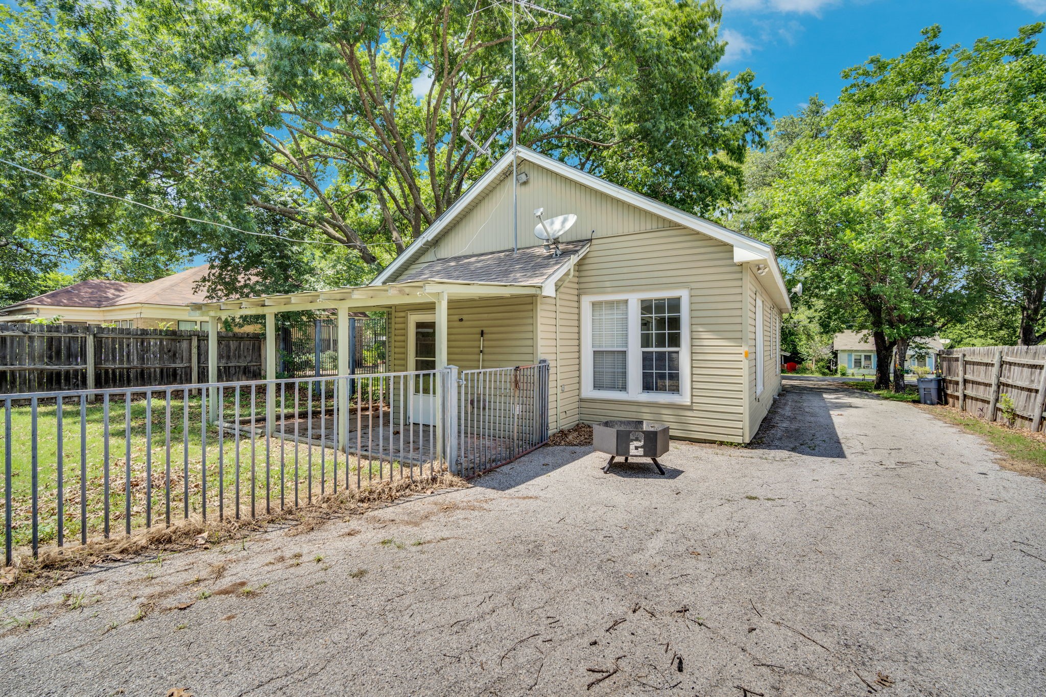 1312 Park Drive Hillsboro TX 76645